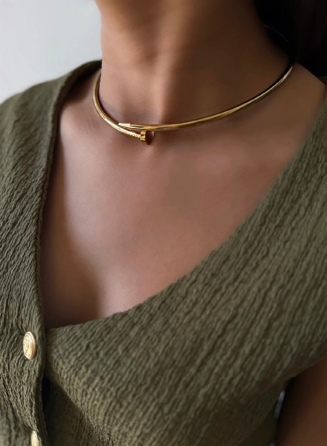 Metal Sivri Uçlu Tasarım Kolye