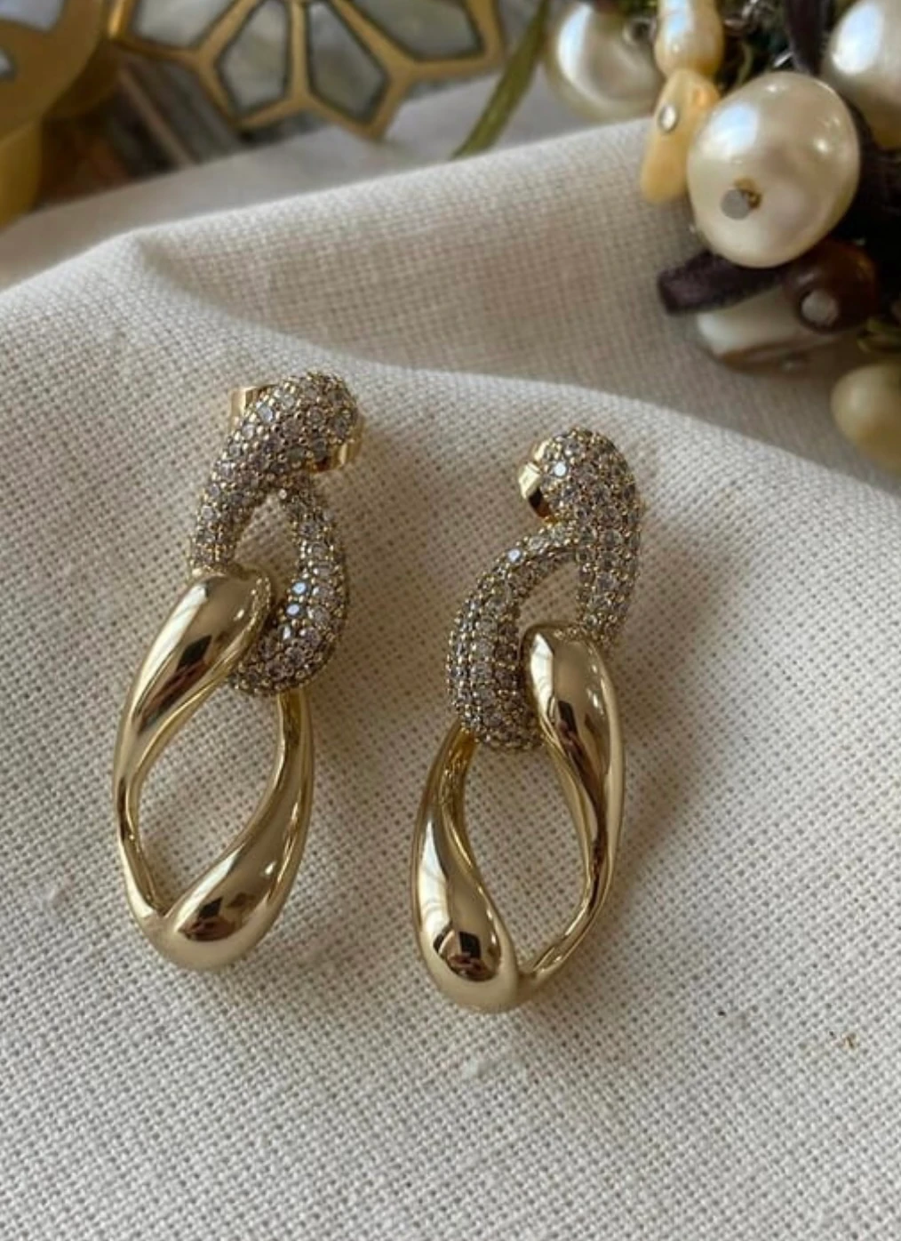 Vip 14K Taşlı İkili Burma Model Küpe