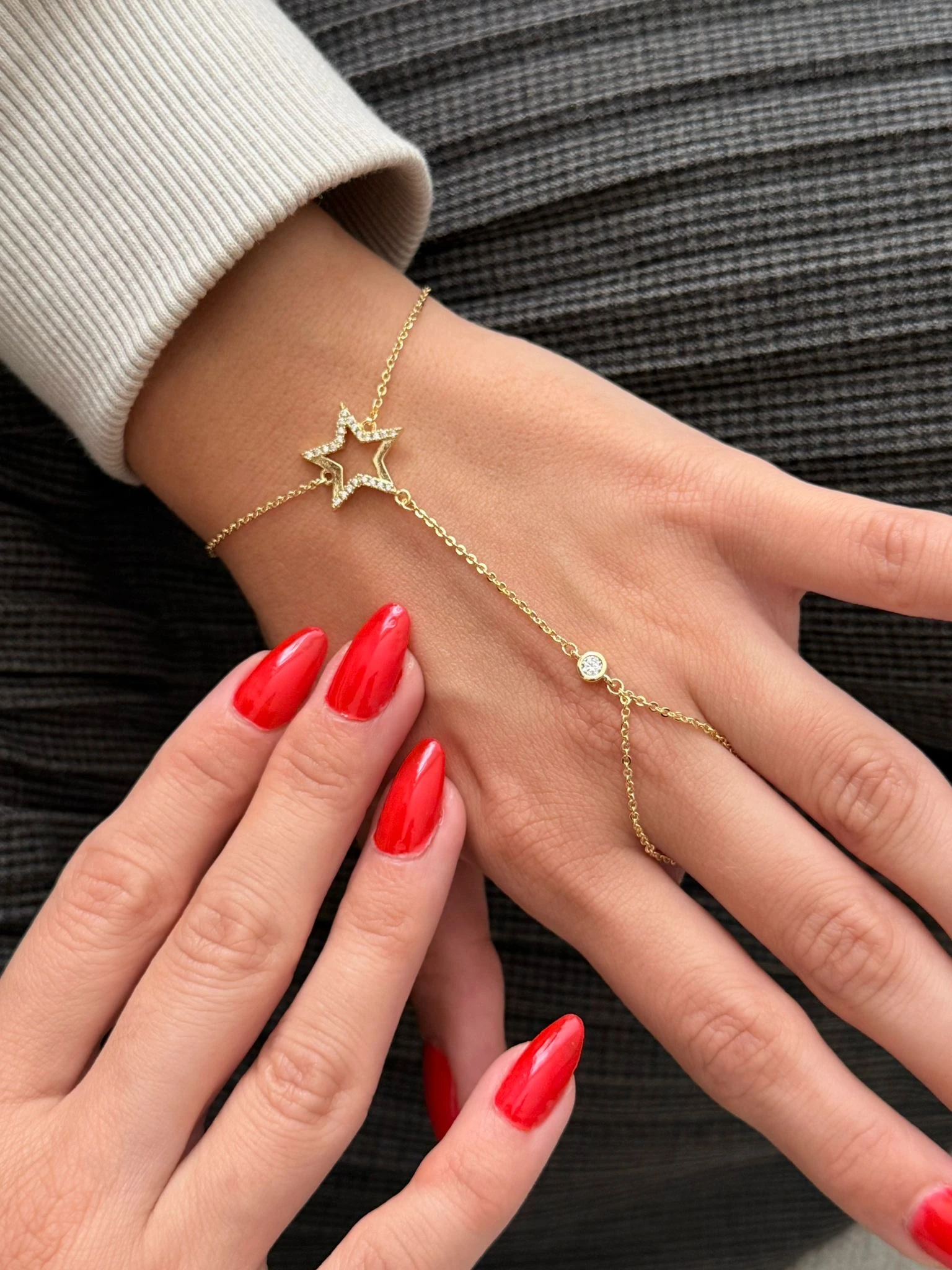 Taşlı Yıldız Detaylı Şahmeran