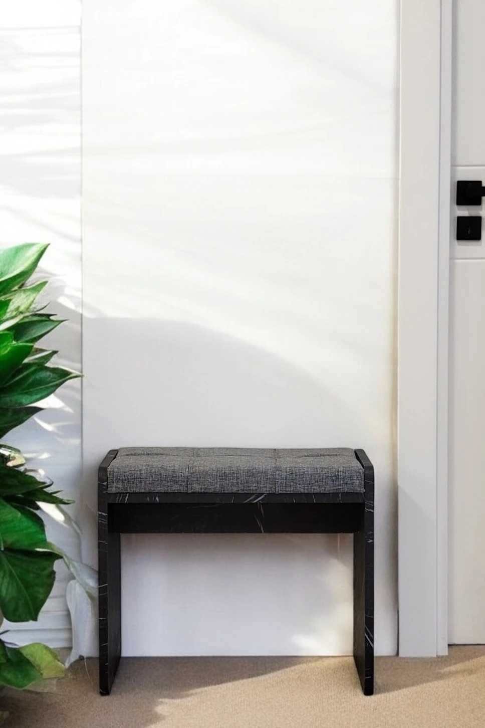 Çift Kullanımlı Puflu C Yan Sehpa Yan Sehpa Makyaj Taburesi Ahşap Tabure Kumaş Ayakkabı Bankı