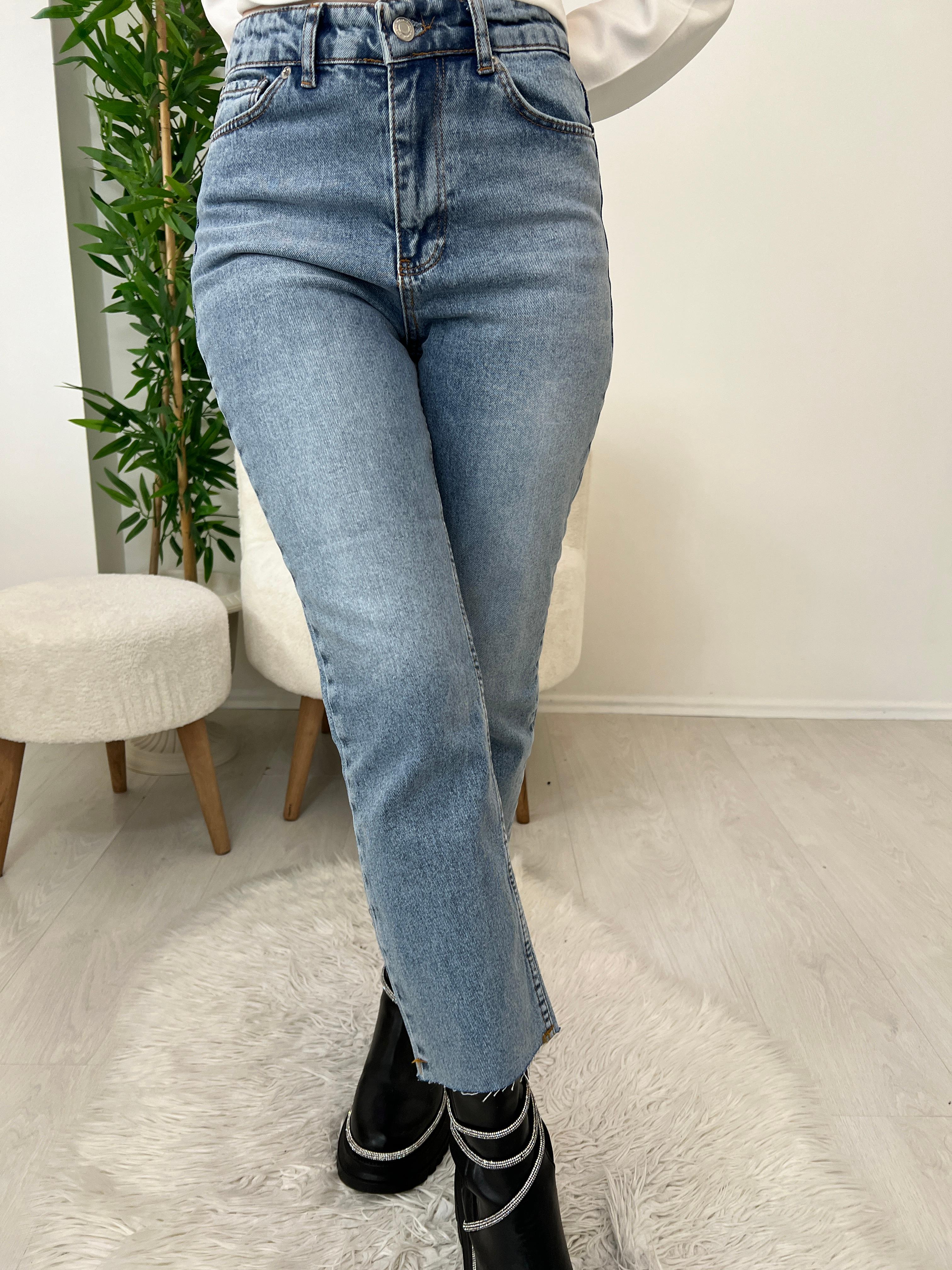 Orj. Z.Marka Paçası Kesik Mom Jean