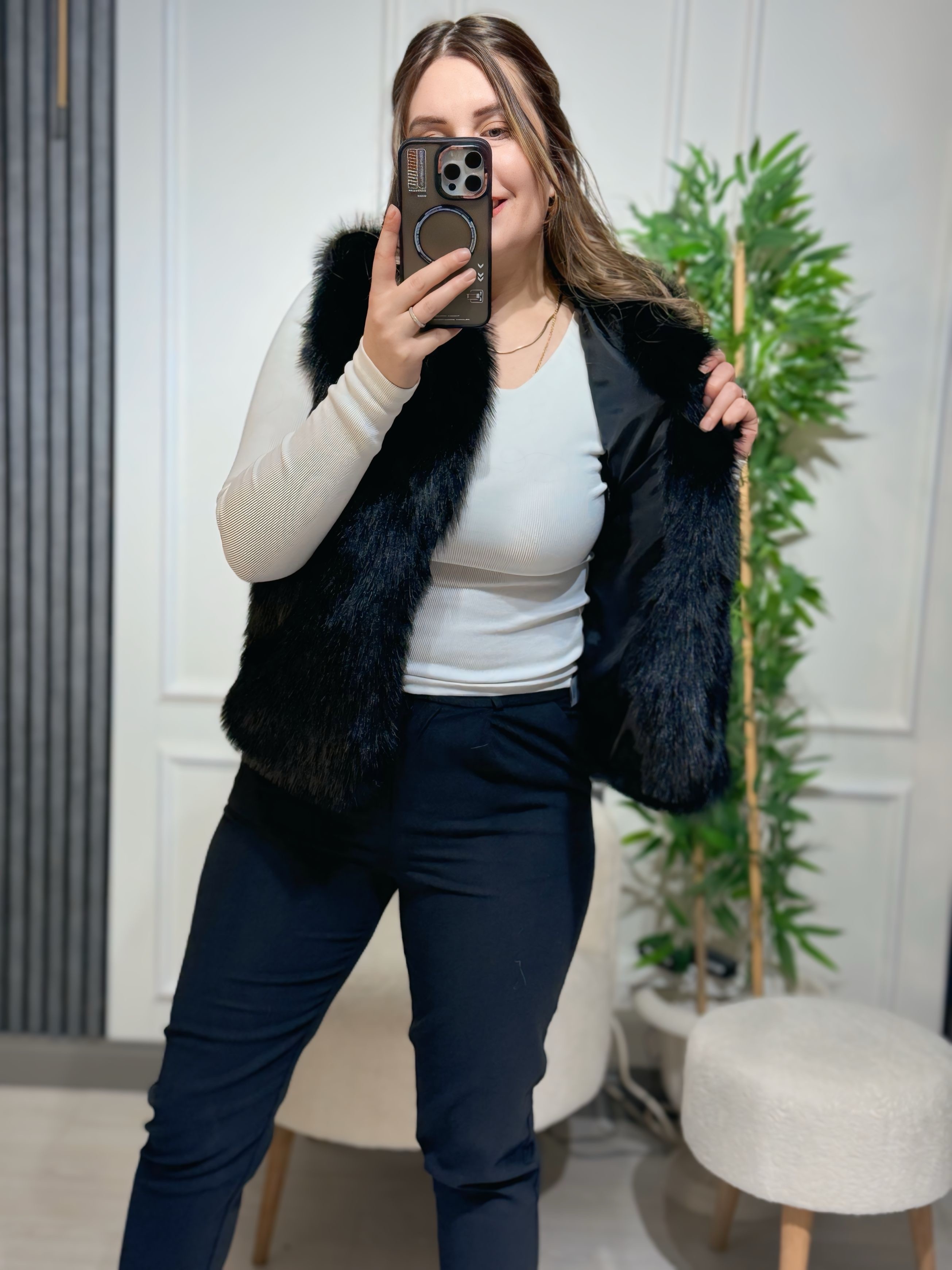 Marka Model Premium Kalite Kürk Yelek Siyah