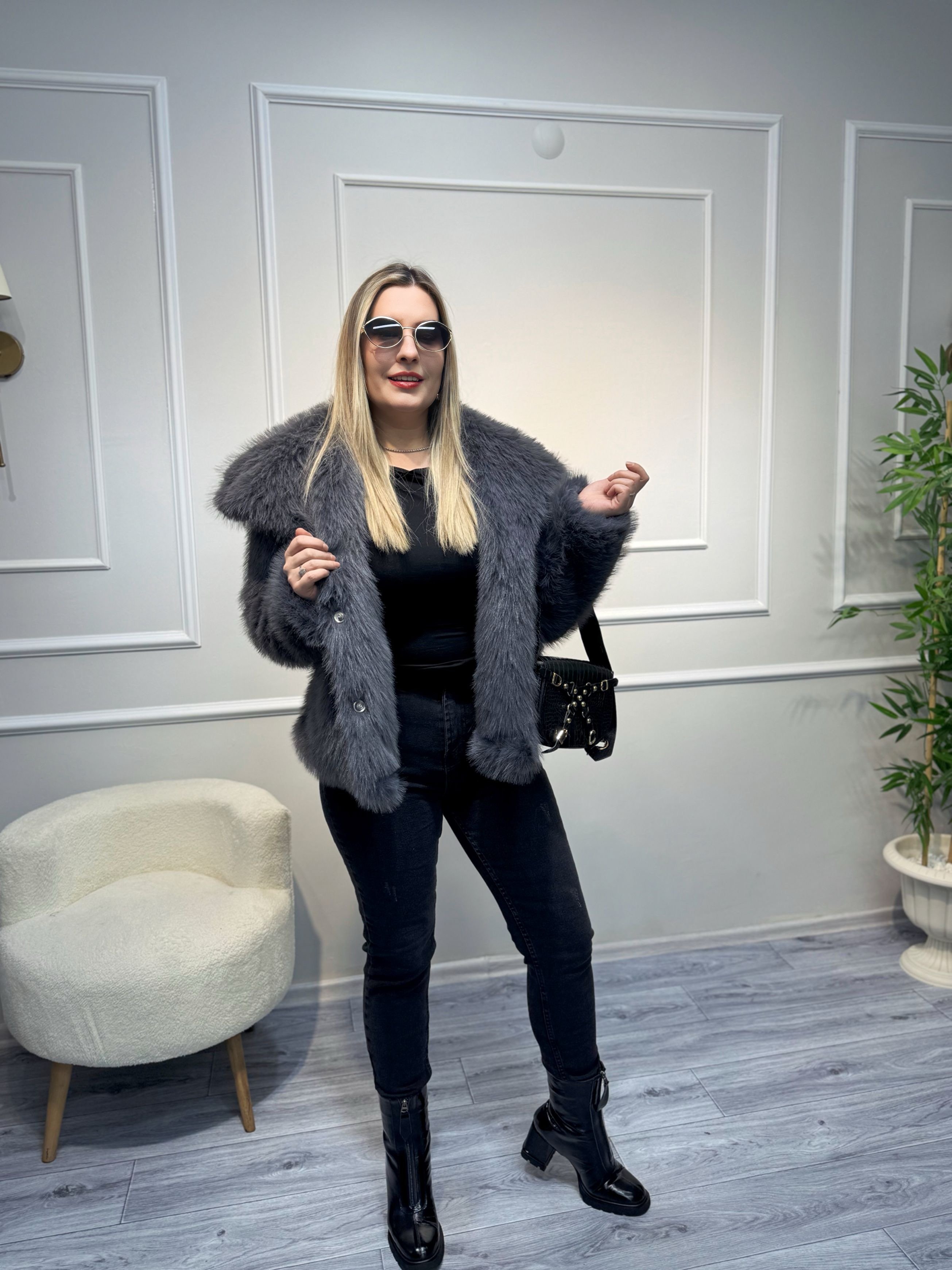 Kruvaze Yaka Suni Kürk Mont