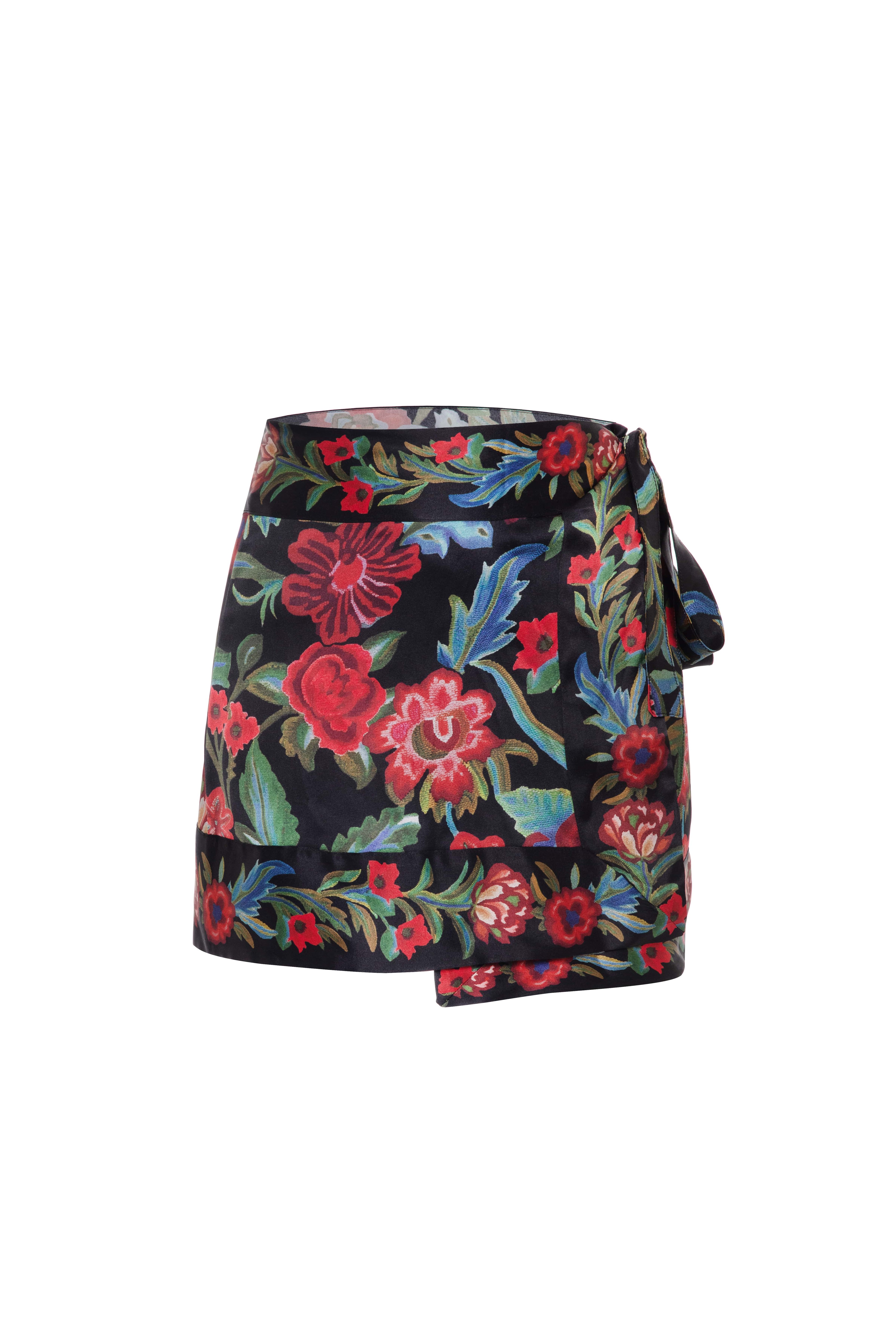 Black Roses Skirt Short