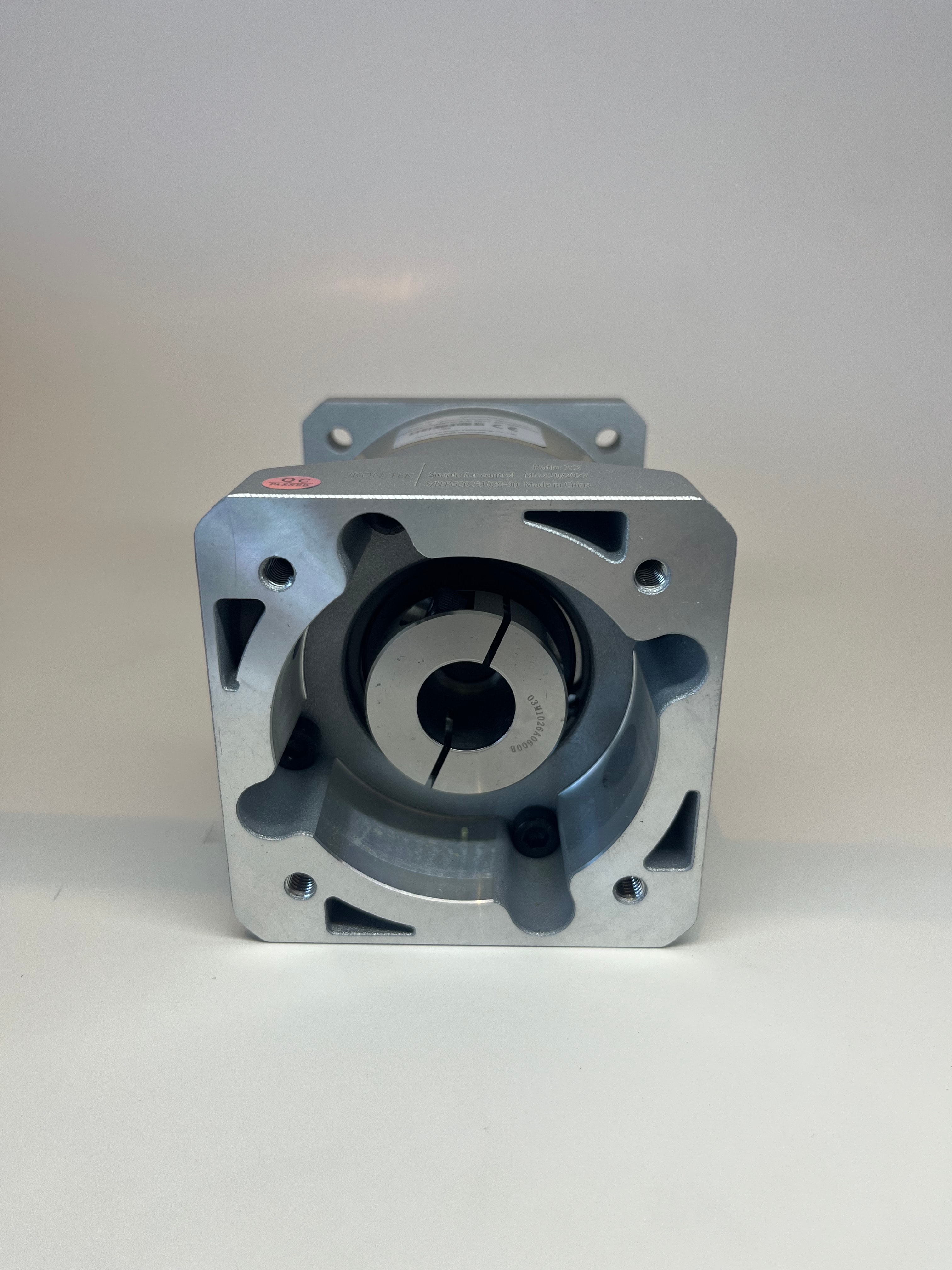 750W Servo Motor için 1:3 Çevrim Oranlı Planet Redüktör (PLF090-L1-3-S2-P2-19)