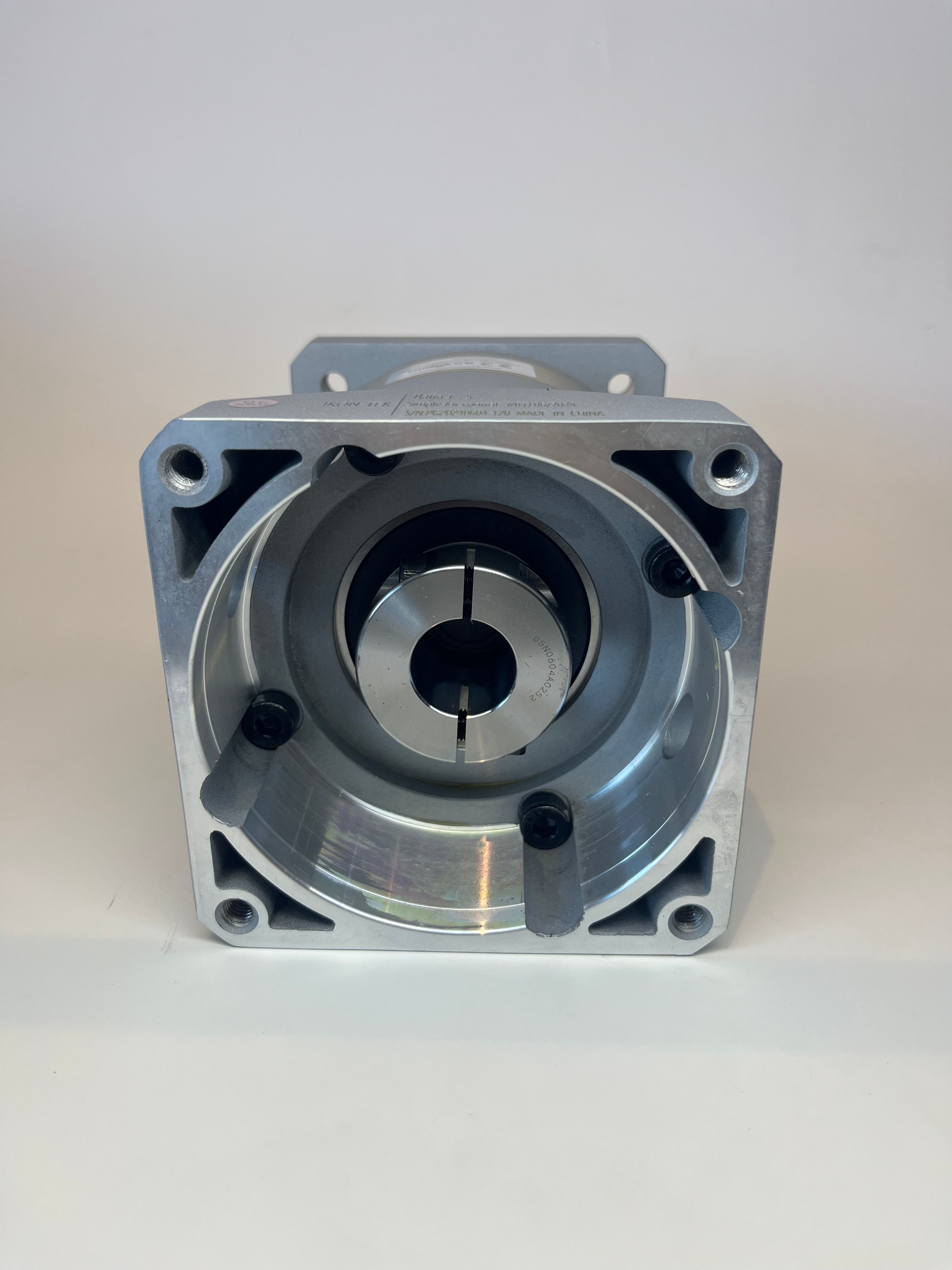 1KW - 1,5KW-2KW Servo Motor İçin 1:5 Çevrim Oranlı Planet Redüktör (PLF120-L1-5-S2-P2-24)
