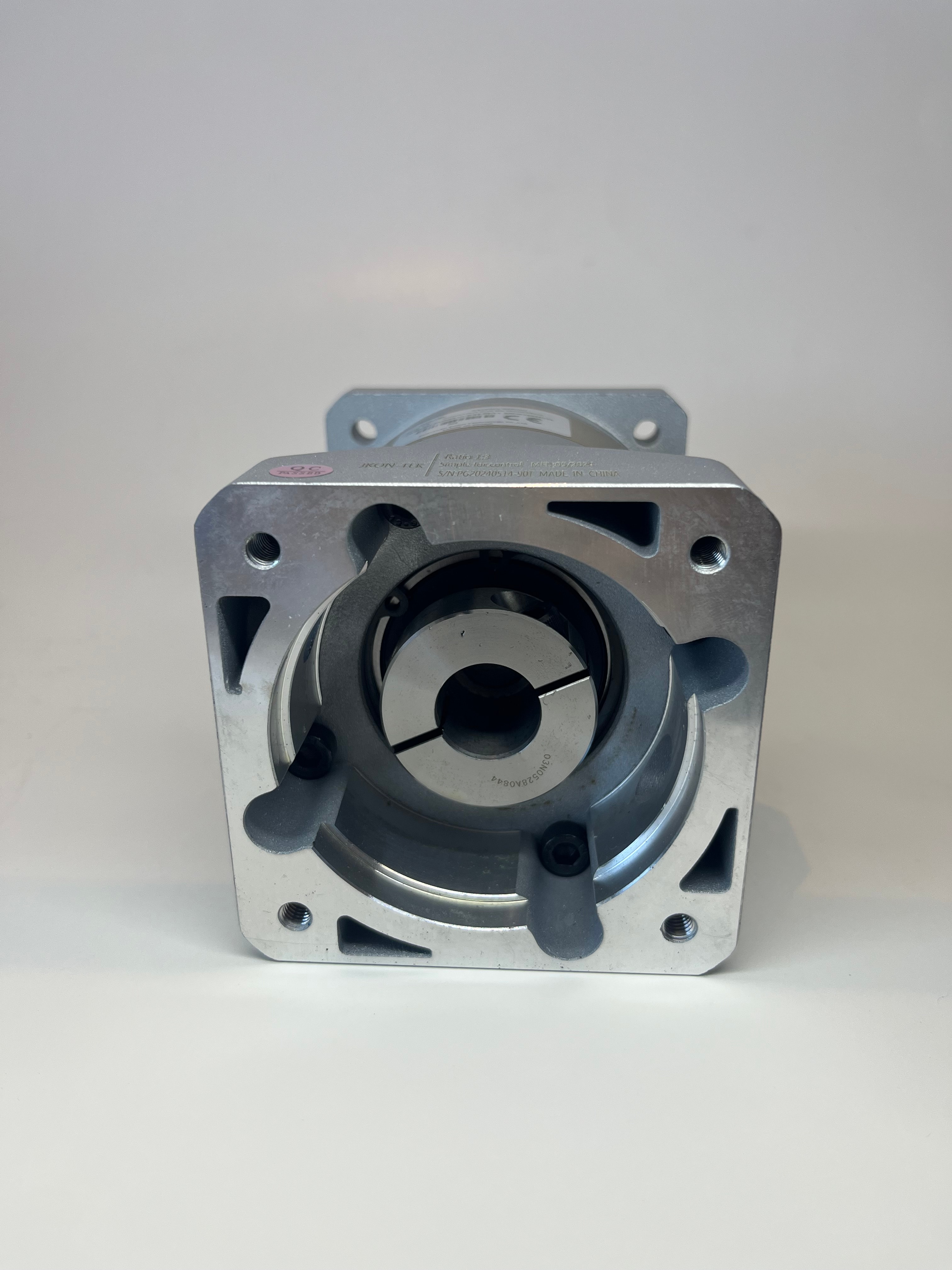 Nema34 86 Flanş Step Motor İçin 1:3 Çevrim Oranlı Planet Redüktör (PLF090-L1-3-S2-P2-14)