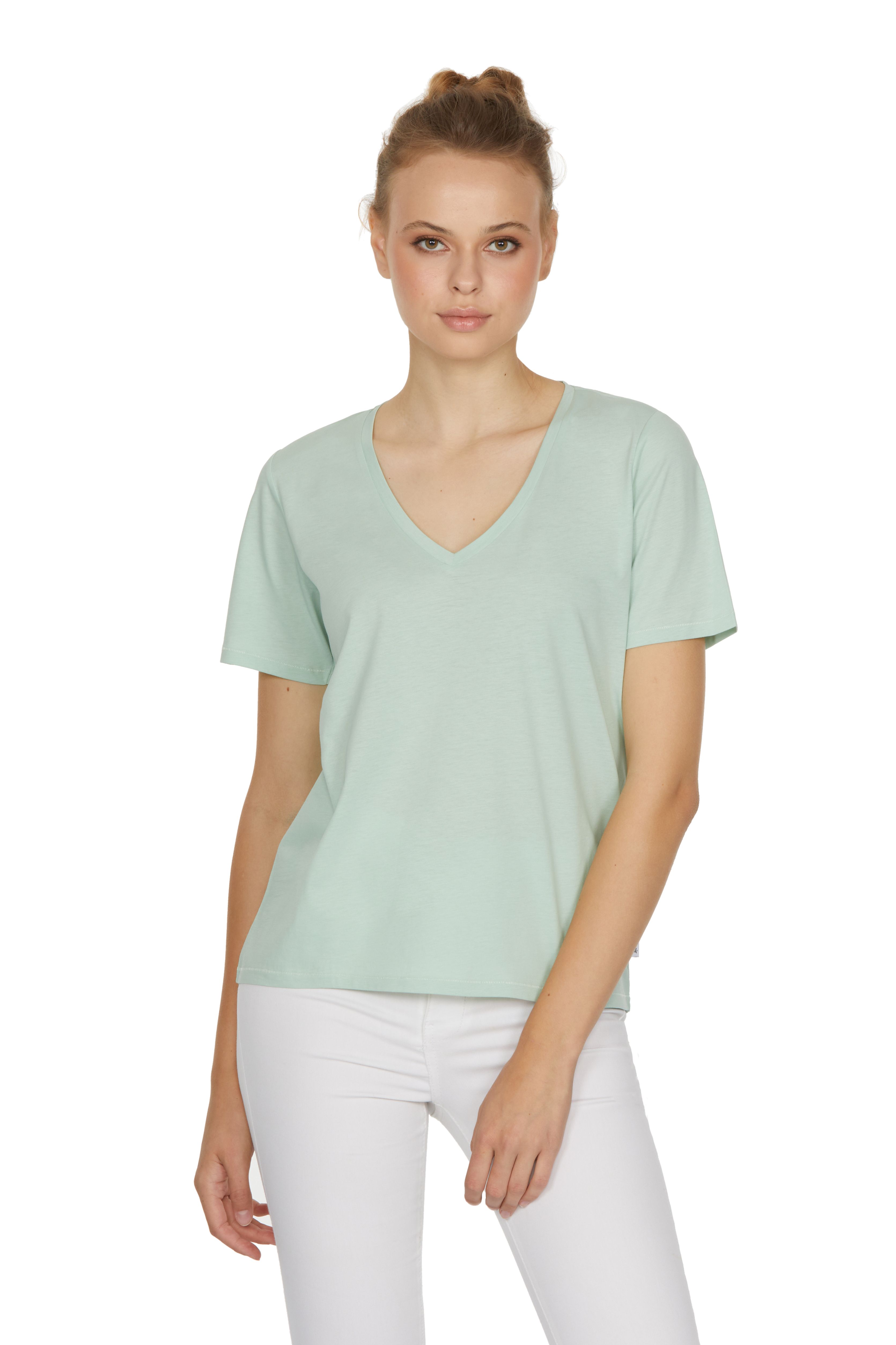 Basic - V Neck