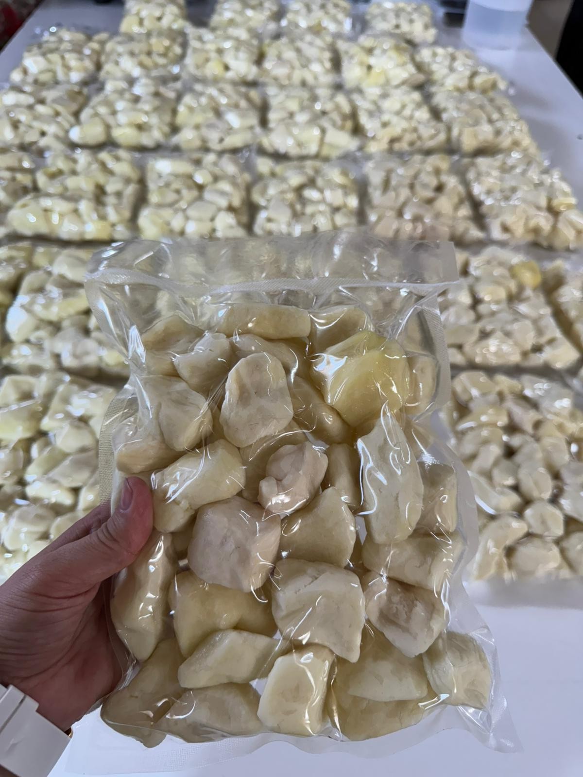 KAYNATILMIŞ KEÇİ PEYNİRİ 500G