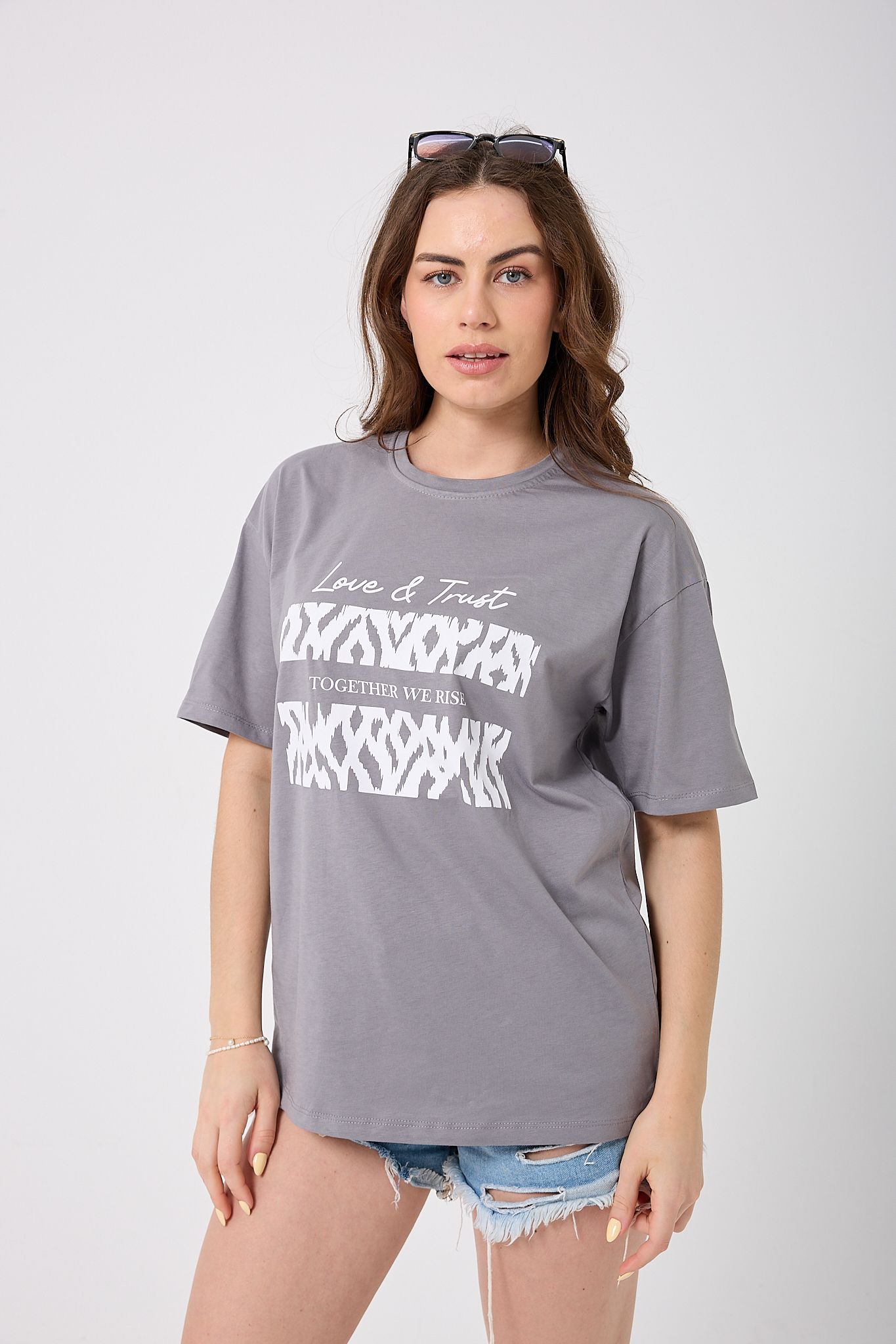 4622 - Oversize Love&Trust Yazı Baskılı T-Shirt
