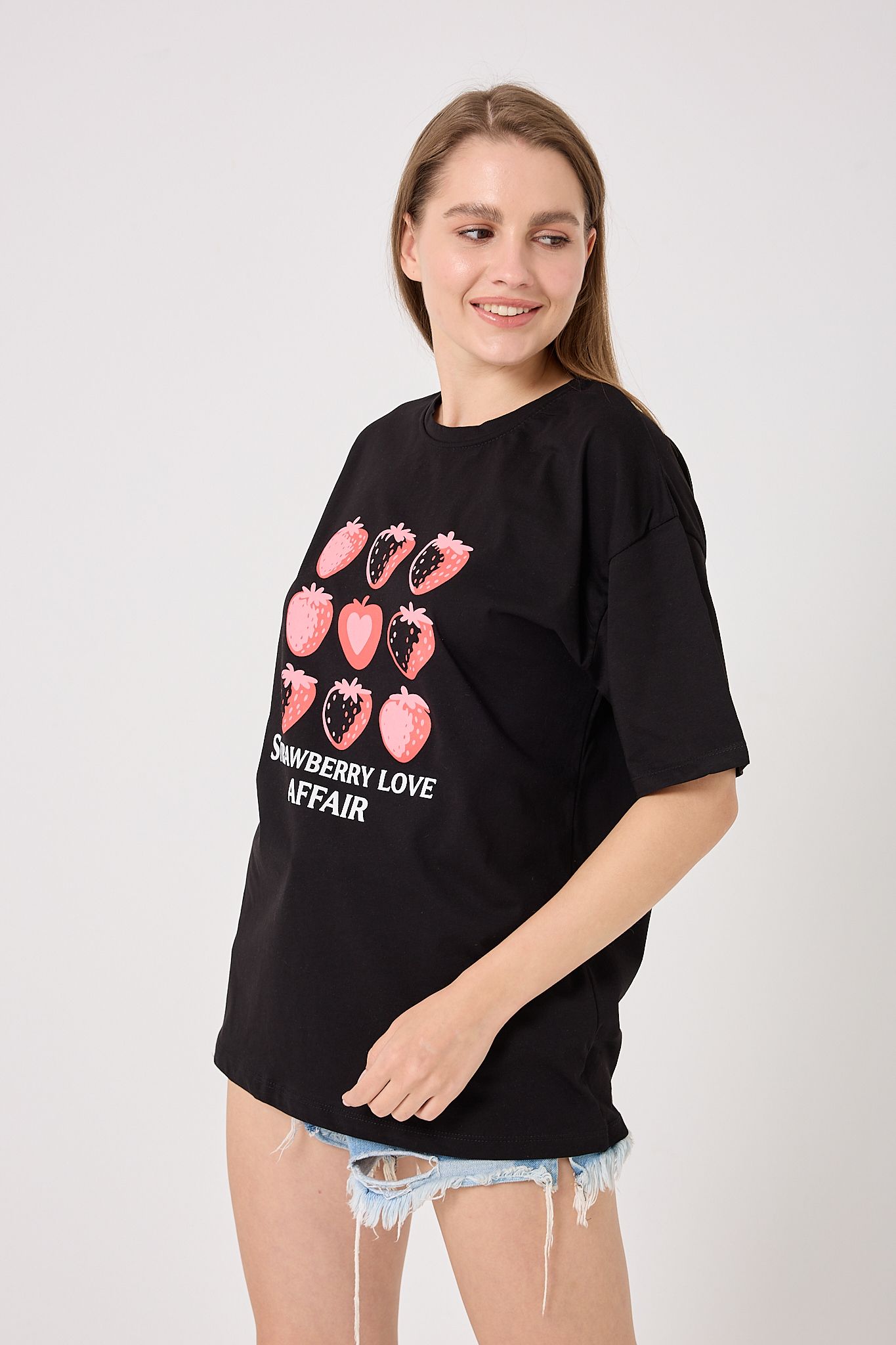  4612 - Oversize Çilek Baskılı T-Shirt