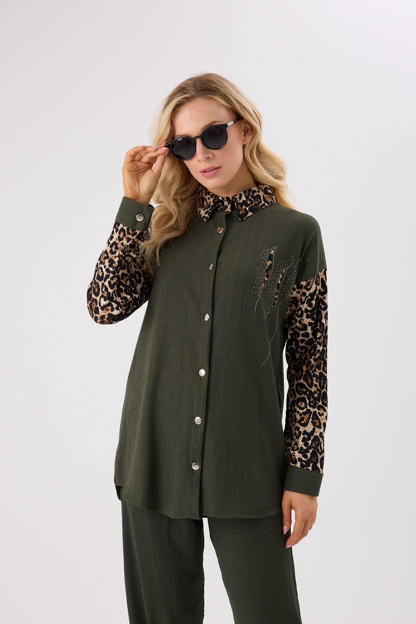 4633-Leopar Garnili Taşlı Alt Üst İkili Takım