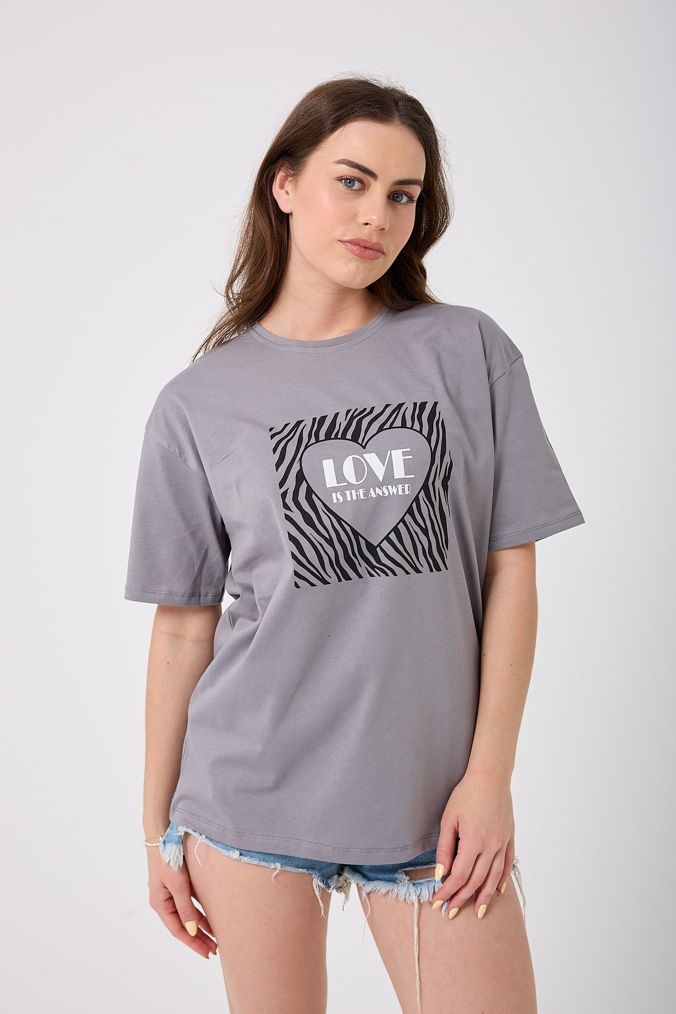 4619 - Oversize LOVE IS THE ANSWER Yazı Baskılı T-Shirt