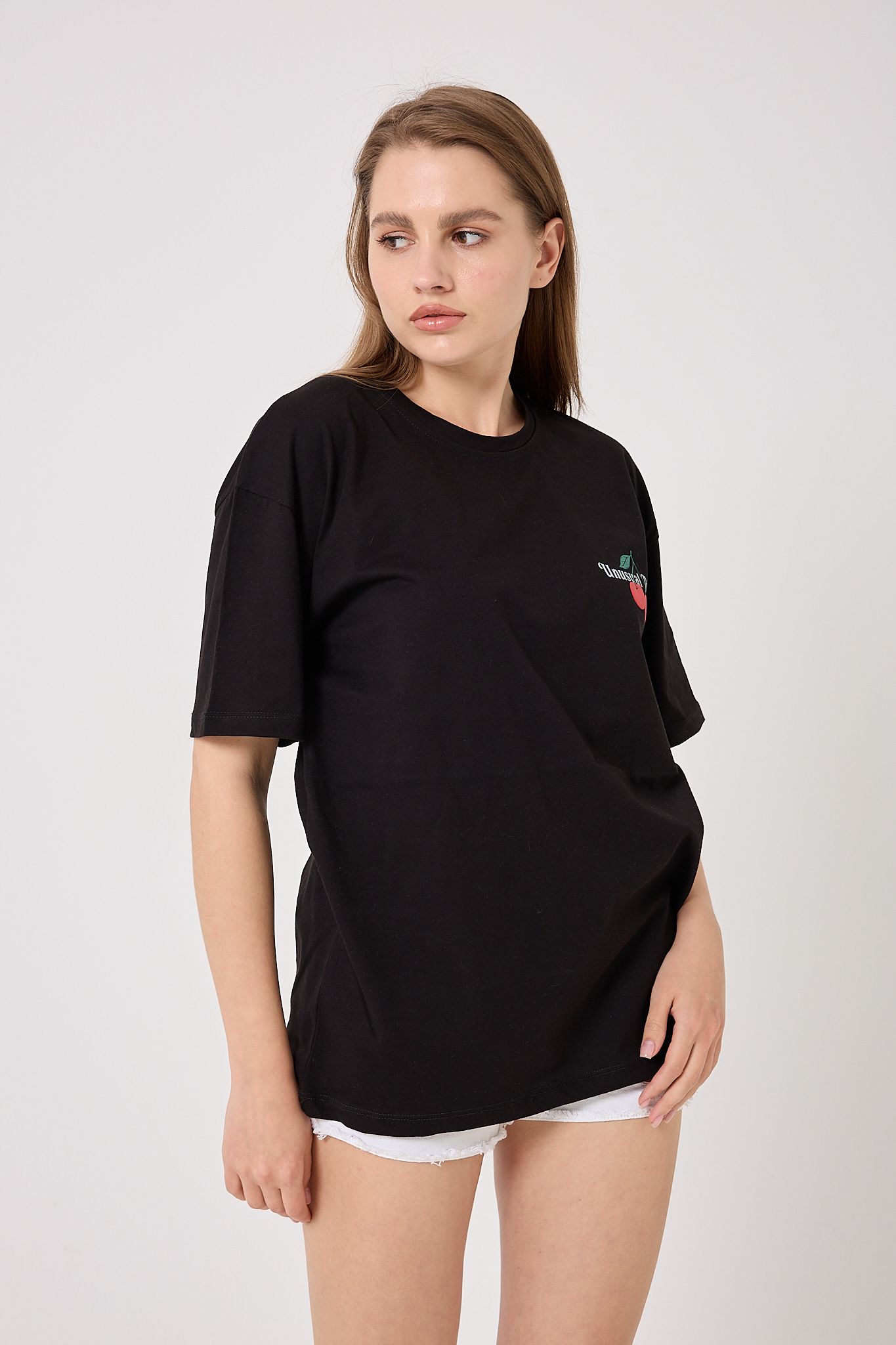 4611 - Oversize Kiraz Baskılı T-Shirt