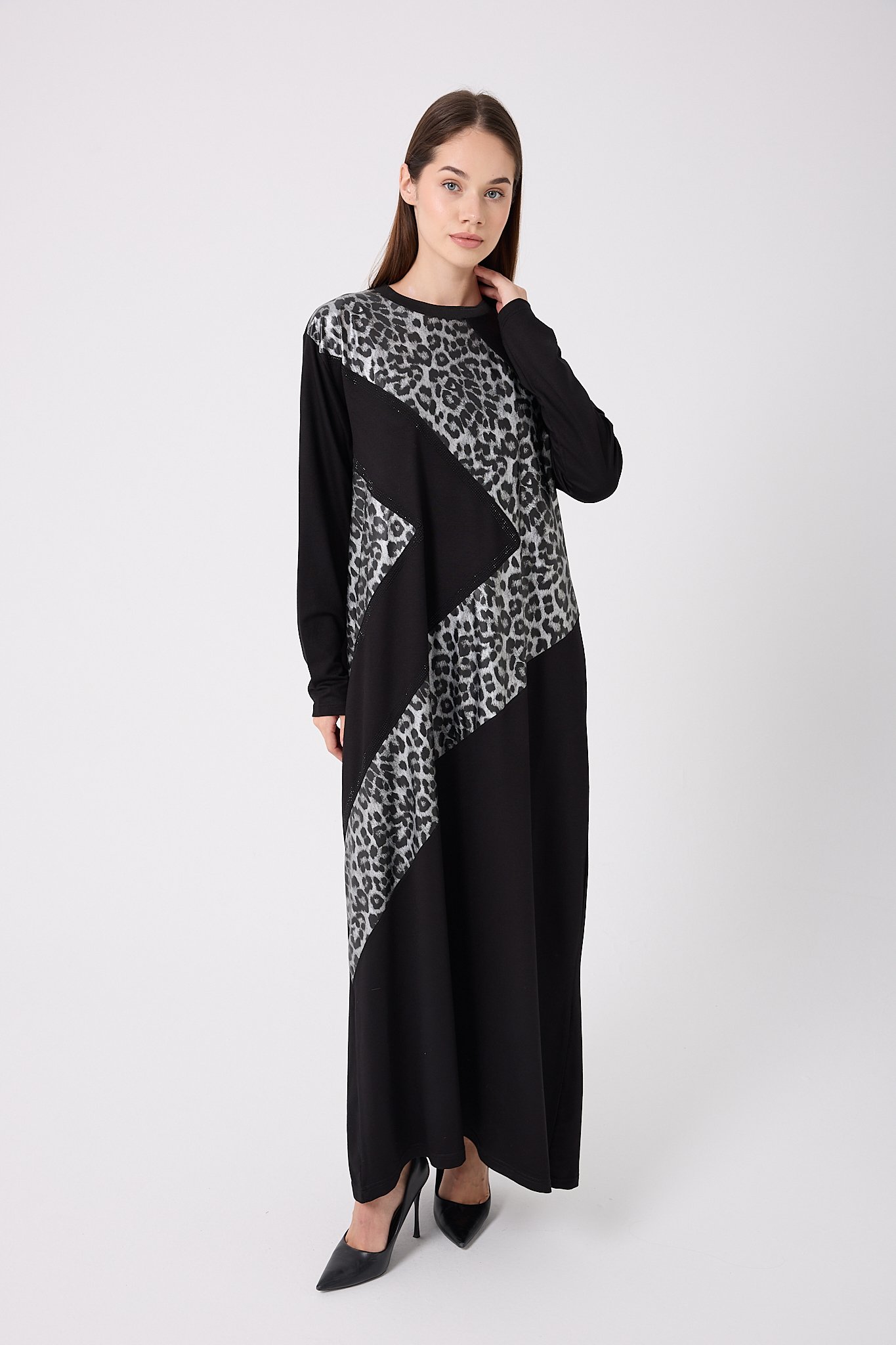 4646-Leopar Garnili Taşlı Elbise