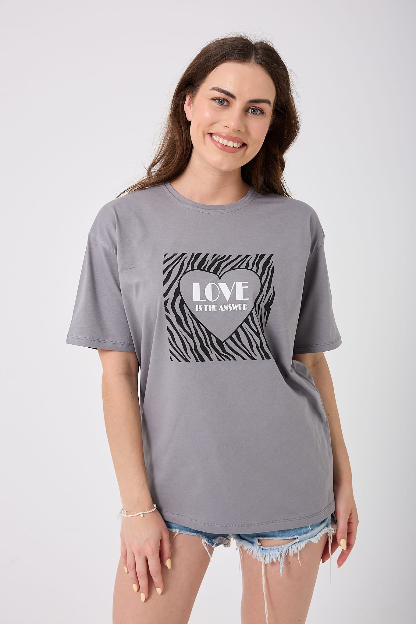 4619 - Oversize LOVE IS THE ANSWER Yazı Baskılı T-Shirt
