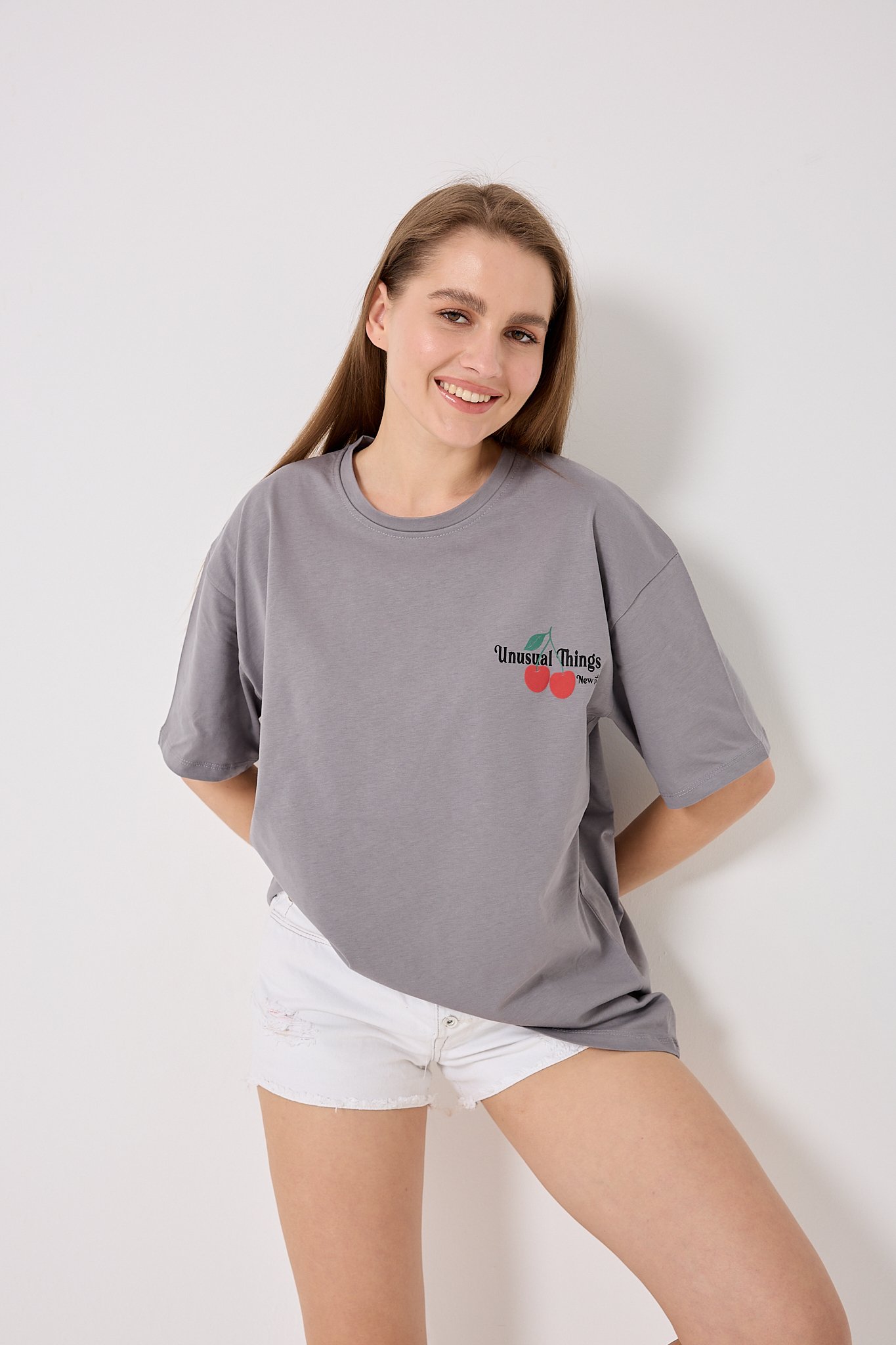 4611 - Oversize Kiraz Baskılı T-Shirt - Füme
