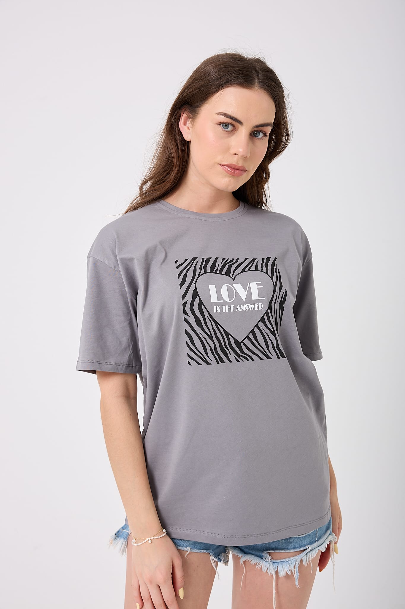 4619 - Oversize LOVE IS THE ANSWER Yazı Baskılı T-Shirt