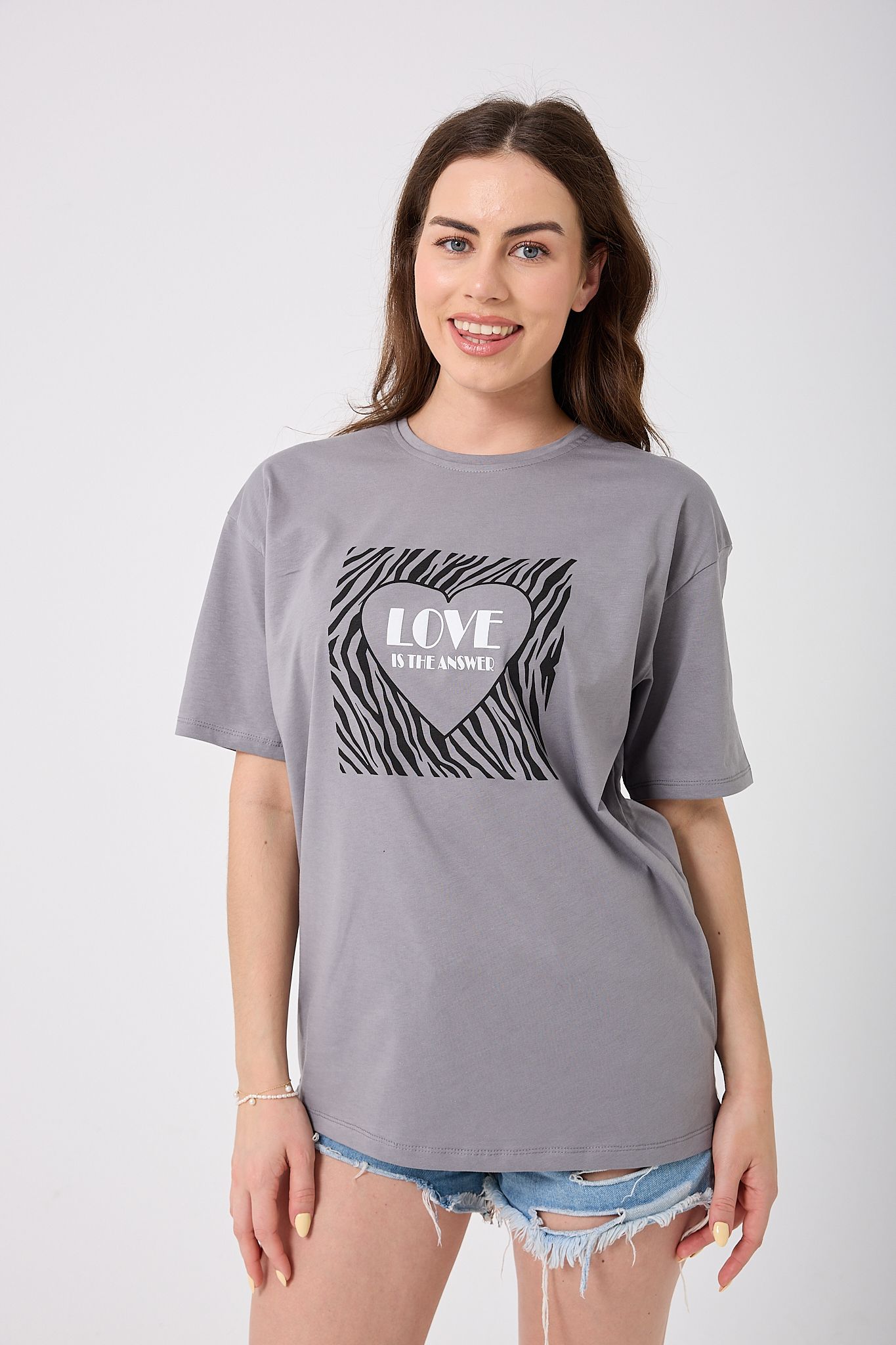 4619 - Oversize LOVE IS THE ANSWER Yazı Baskılı T-Shirt