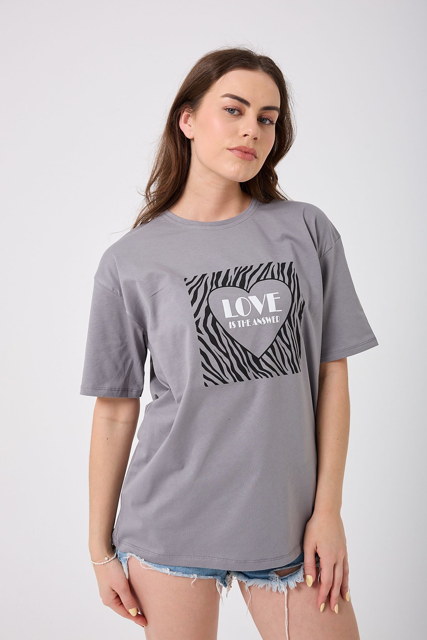4619 - Oversize LOVE IS THE ANSWER Yazı Baskılı T-Shirt