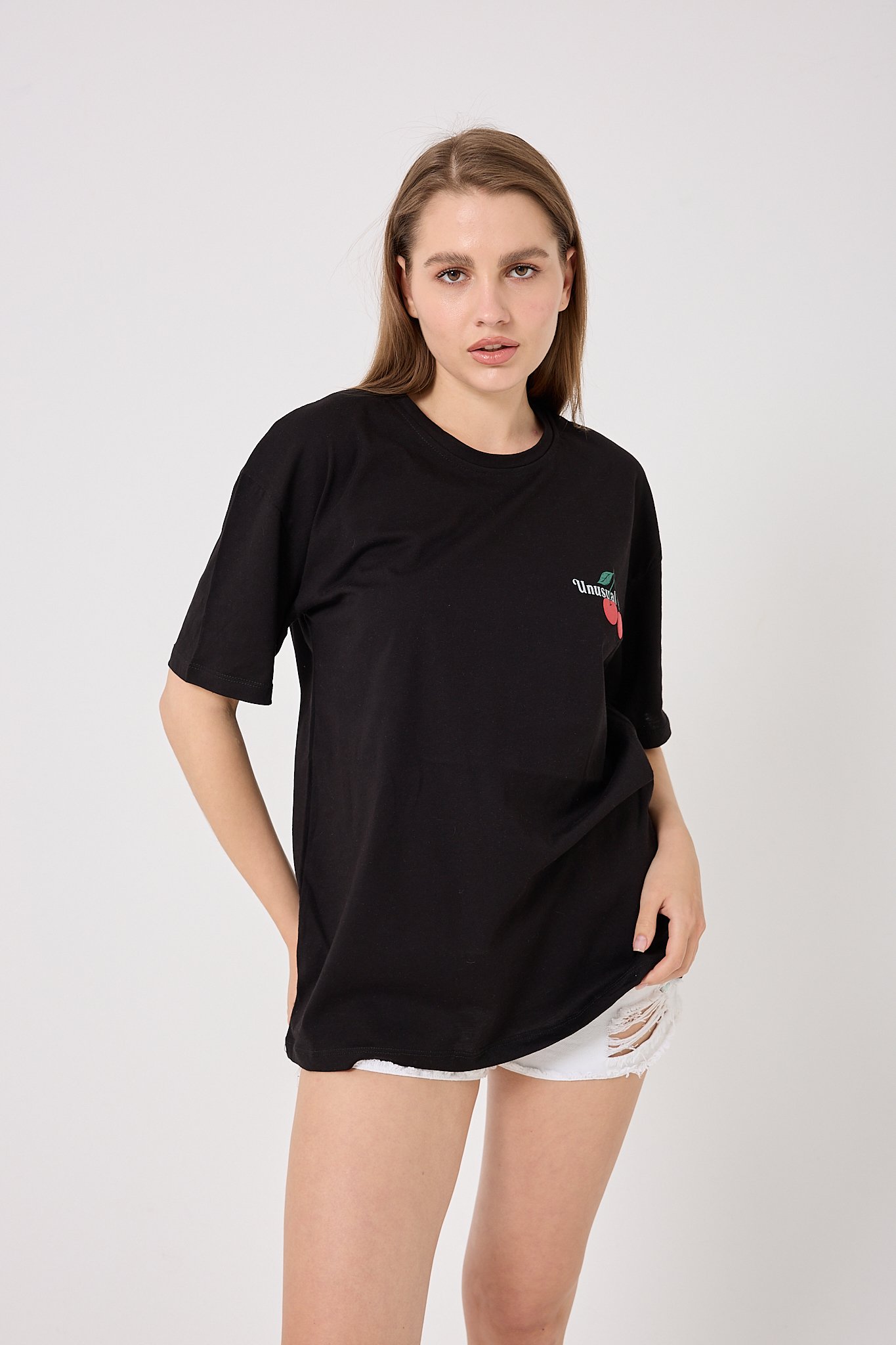 4611 - Oversize Kiraz Baskılı T-Shirt