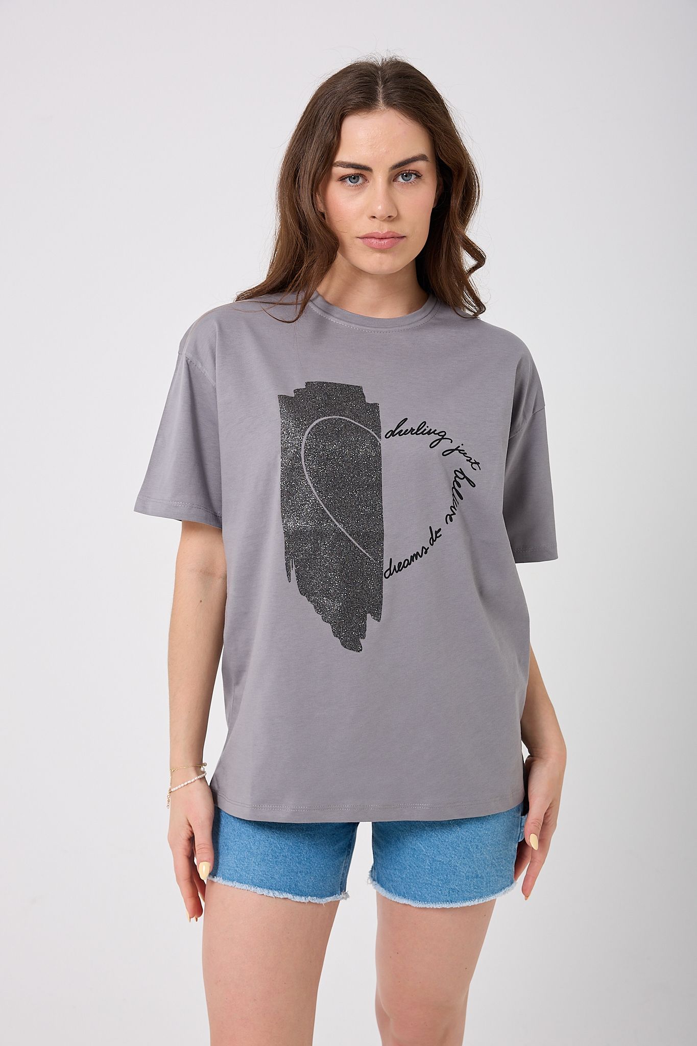 4625 - Oversize Simli Yarım Kalp Baskılı T-Shirt