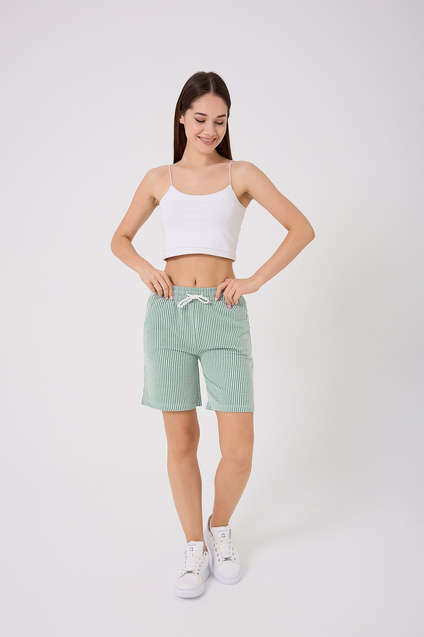 1428-Çizgili Klasik Şort - Mint