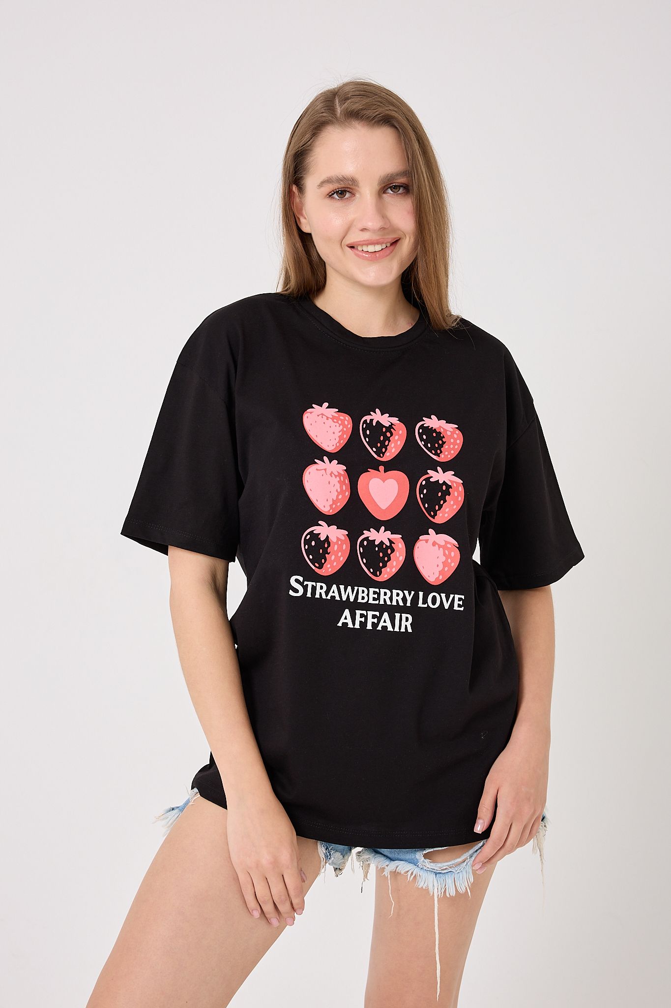  4612 - Oversize Çilek Baskılı T-Shirt