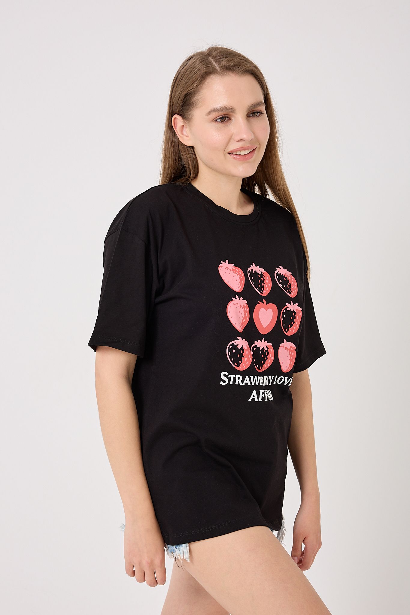  4612 - Oversize Çilek Baskılı T-Shirt