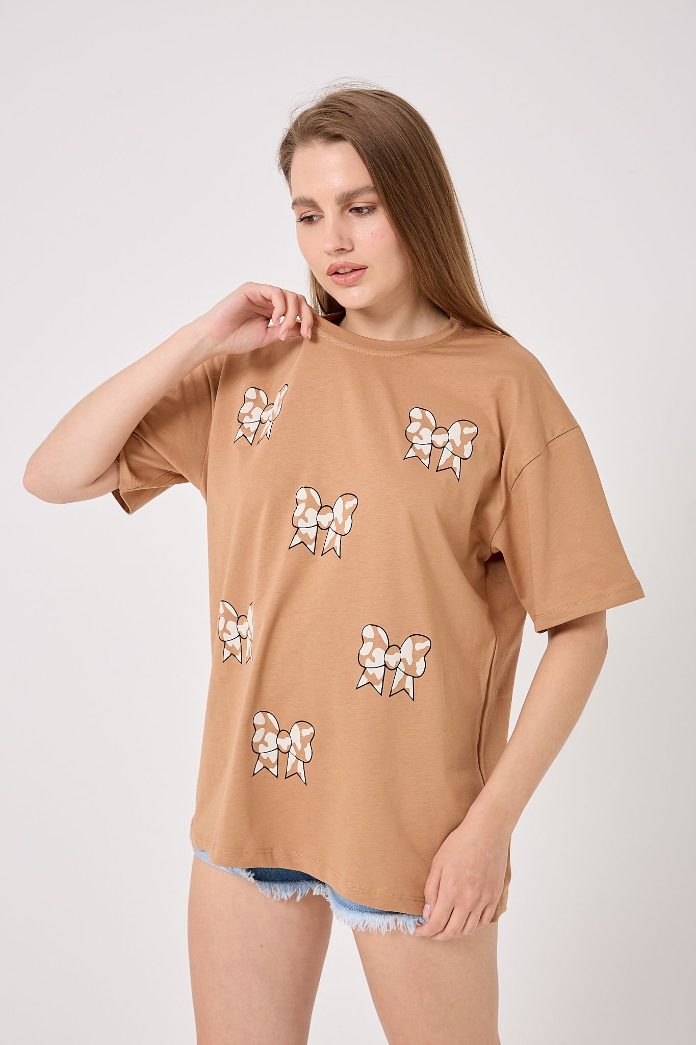 4610-Oversize Fiyonk Baskılı T-Shirt - Vizon