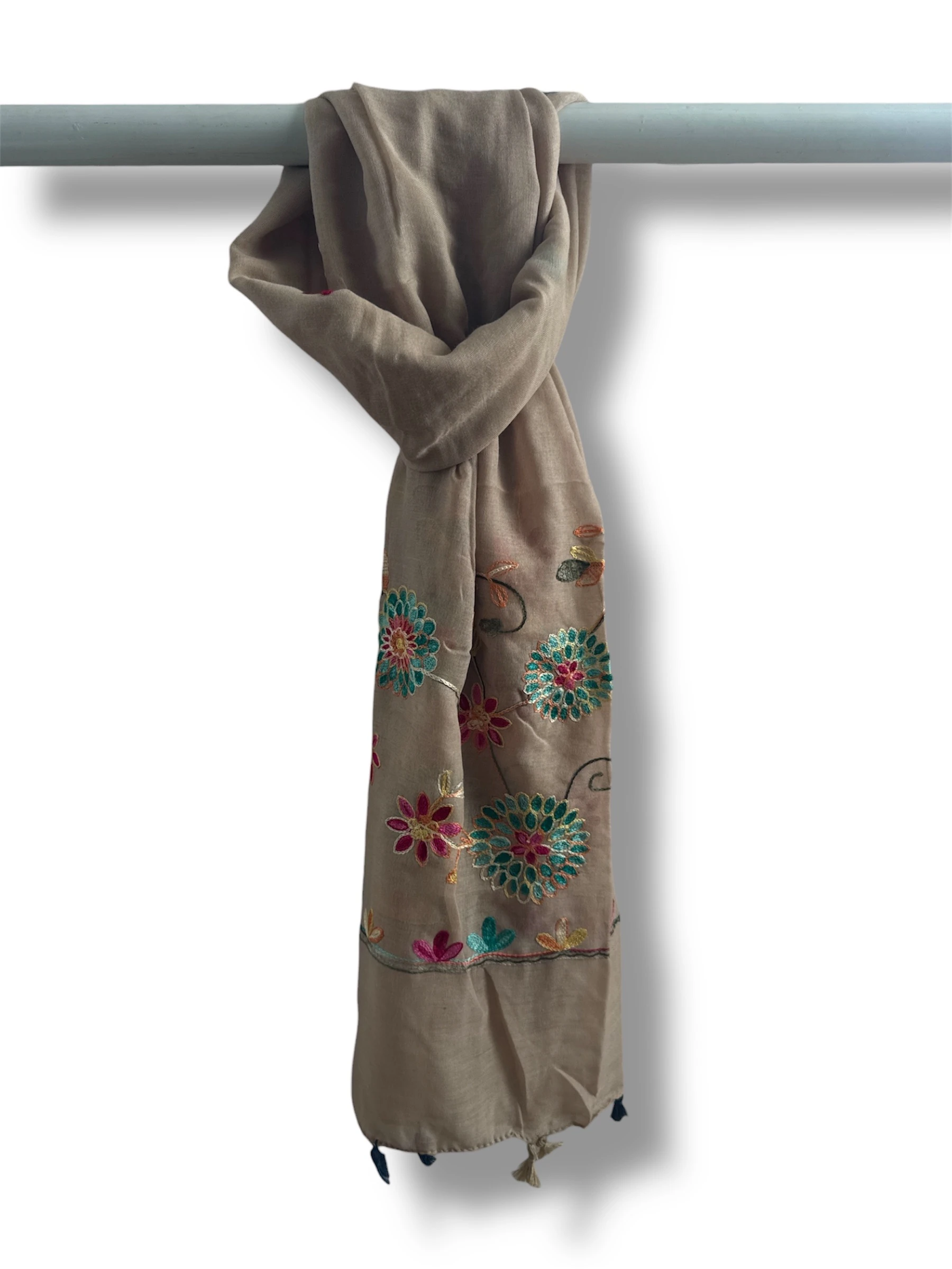 İşlemeli Pamuk Şal