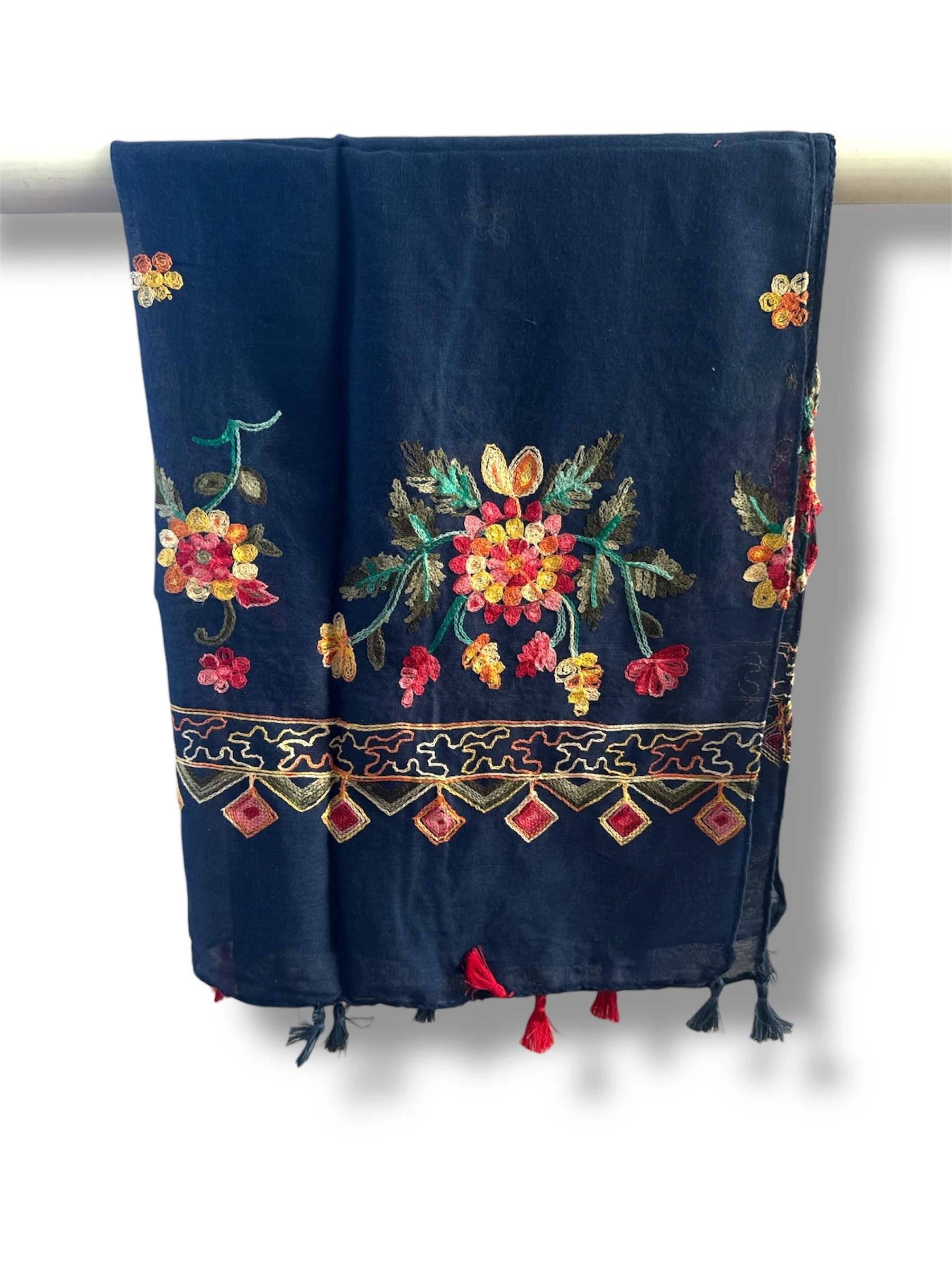 İşlemeli Pamuk Şal