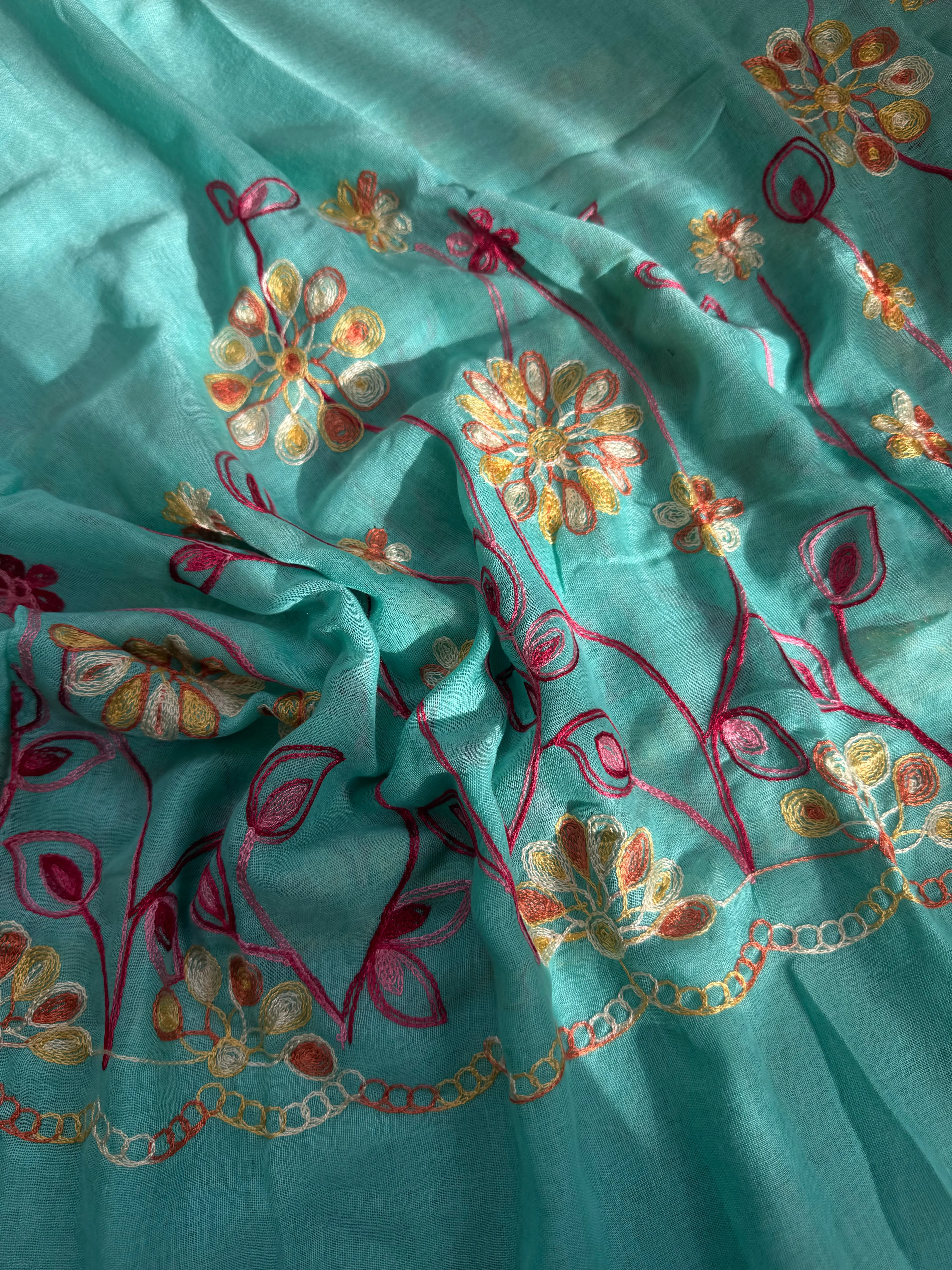 İşlemeli Pamuk Şal