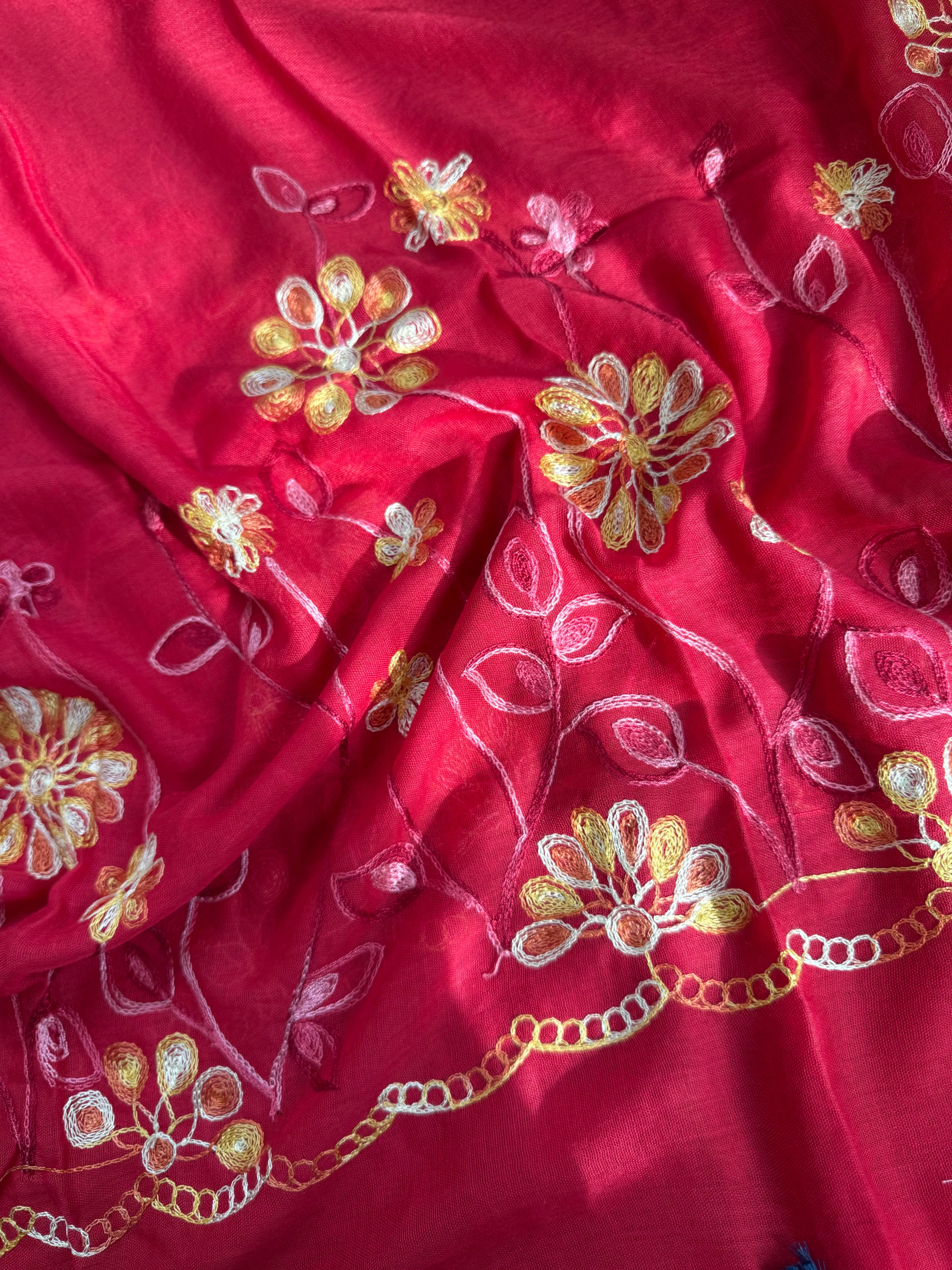 İşlemeli Pamuk Şal