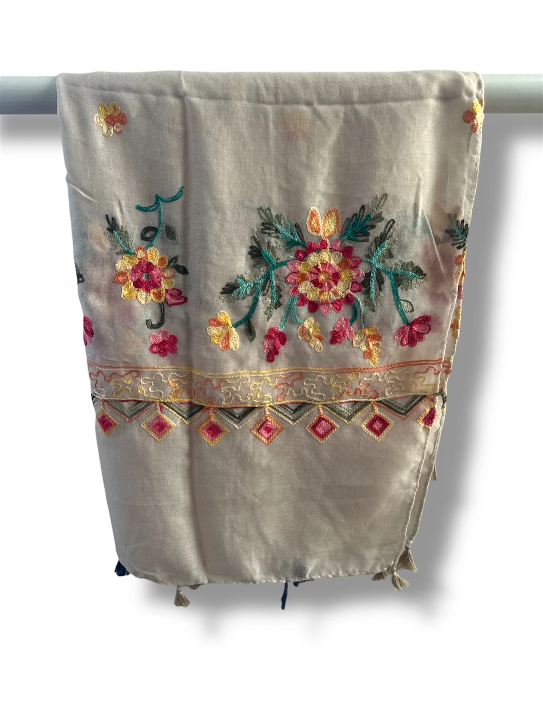 İşlemeli Pamuk Şal