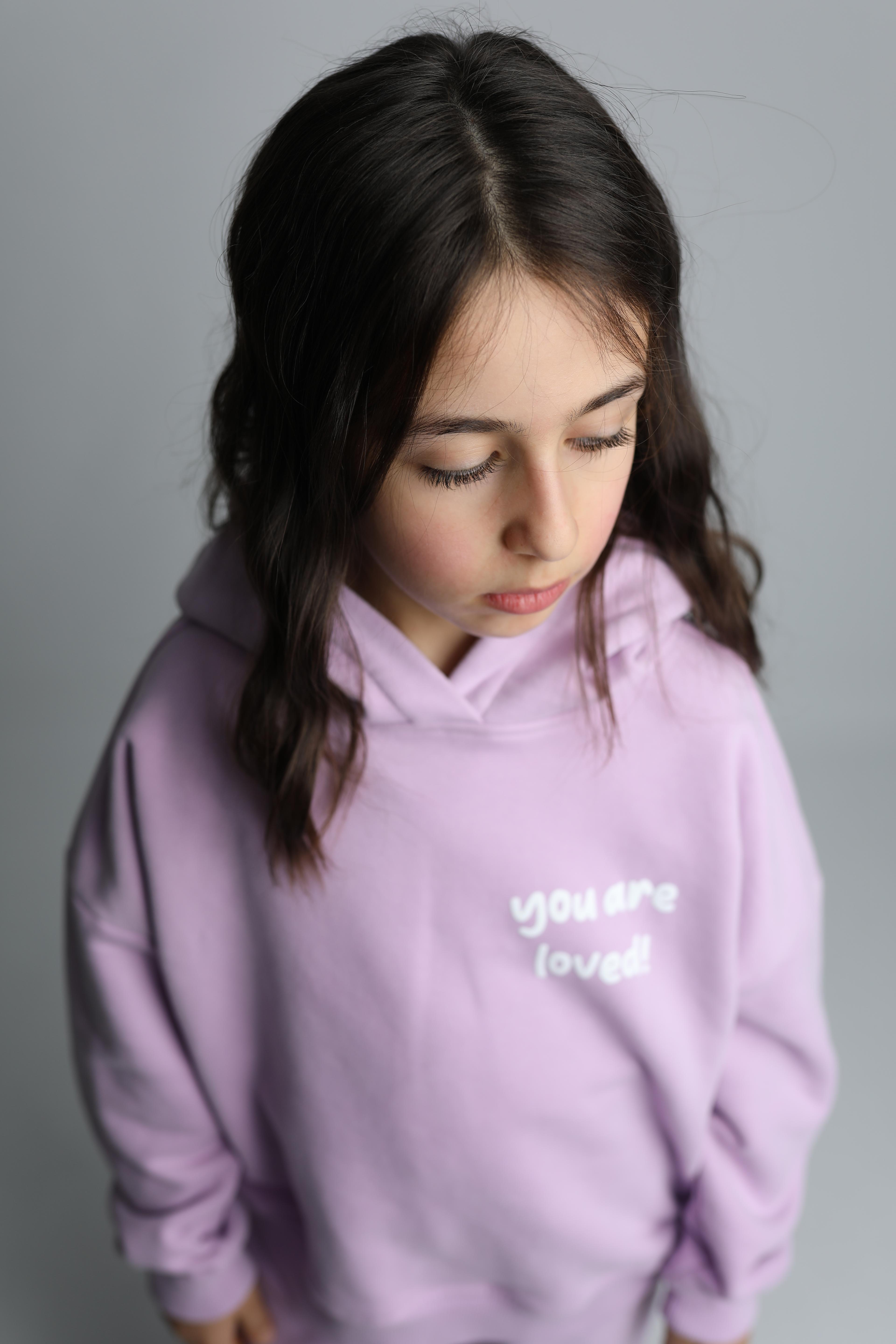 YOU ARE LOVED PAMUKLU KAPÜŞONLU SWEATSHIRT VE JOGGER TAKIM