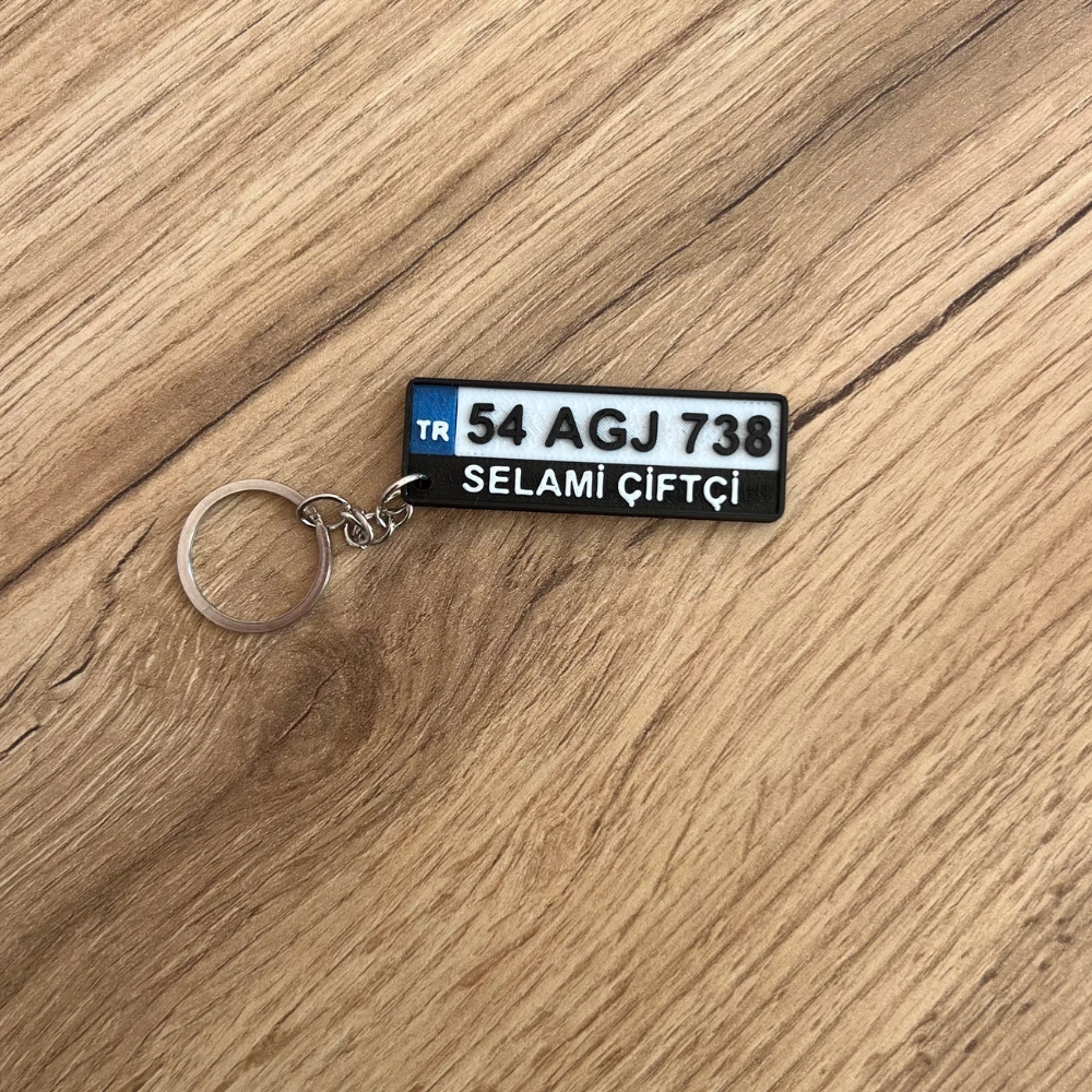 Kişiye Özel Plaka Anahtarlık - İsimli ve Plakalı Araç Anahtarlığı
