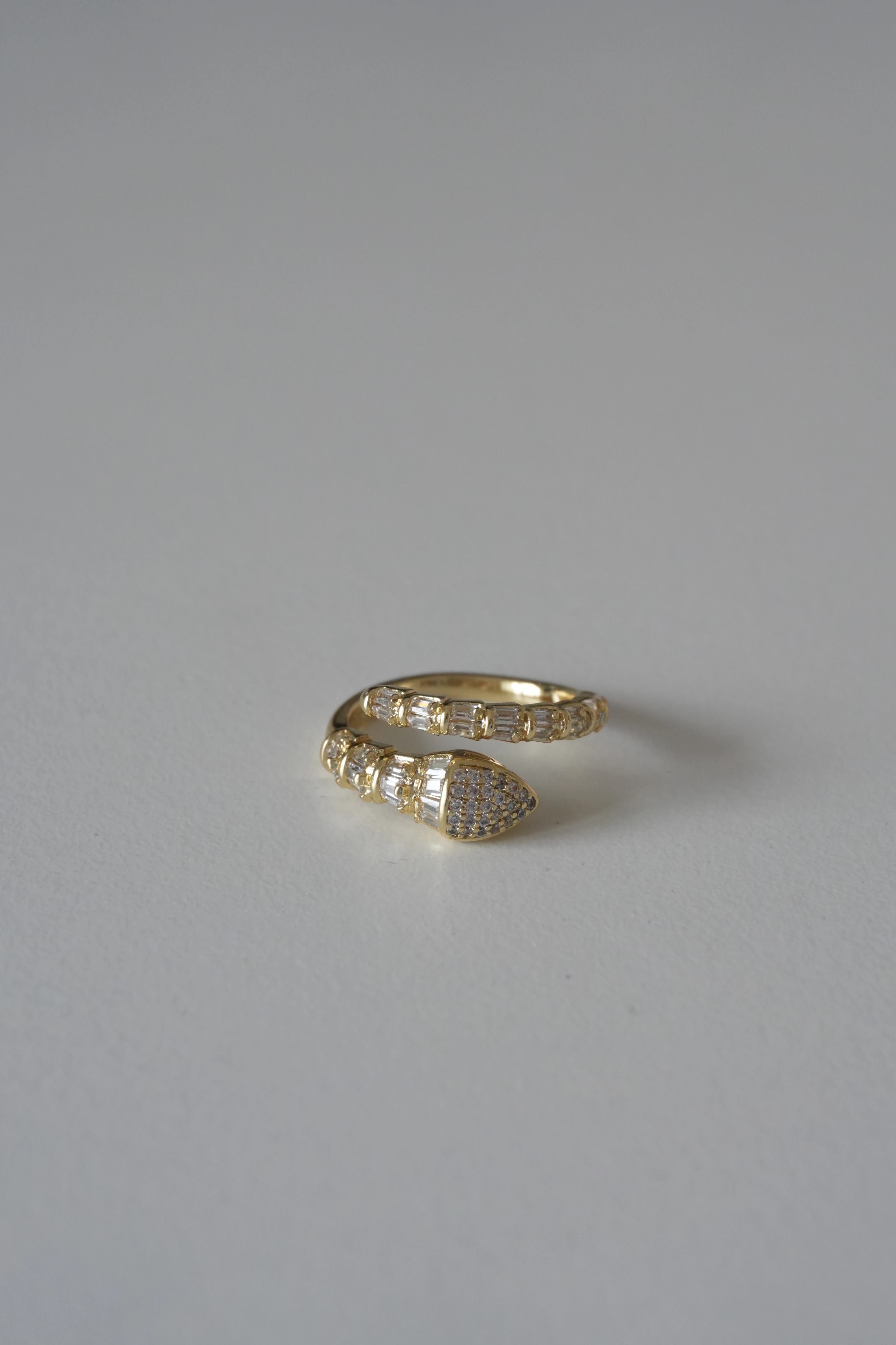 Snake Baget Taşlı  Sarmal Yüzük | Xuping