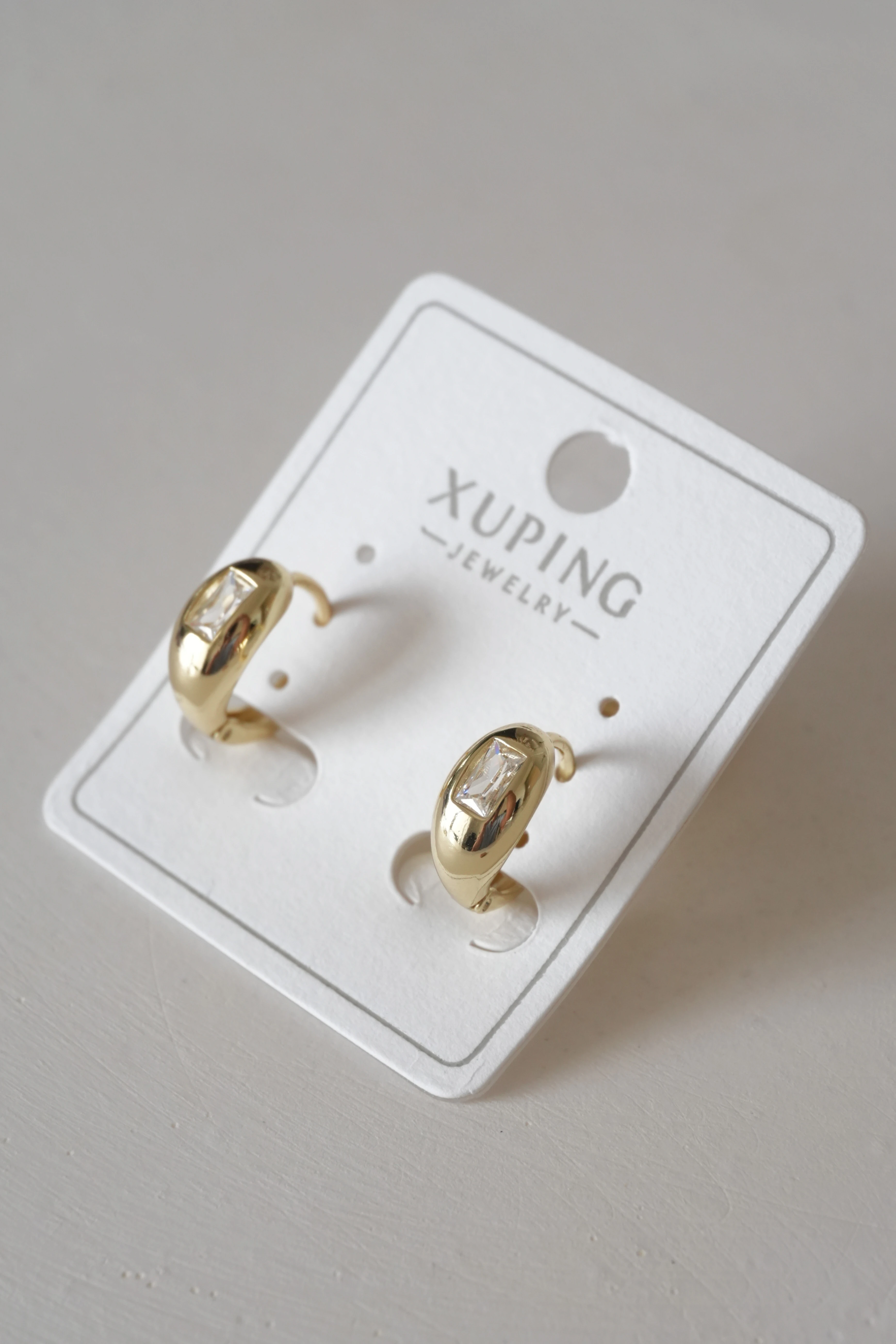 Ciela Minimal Taşlı Küpe | Xuping