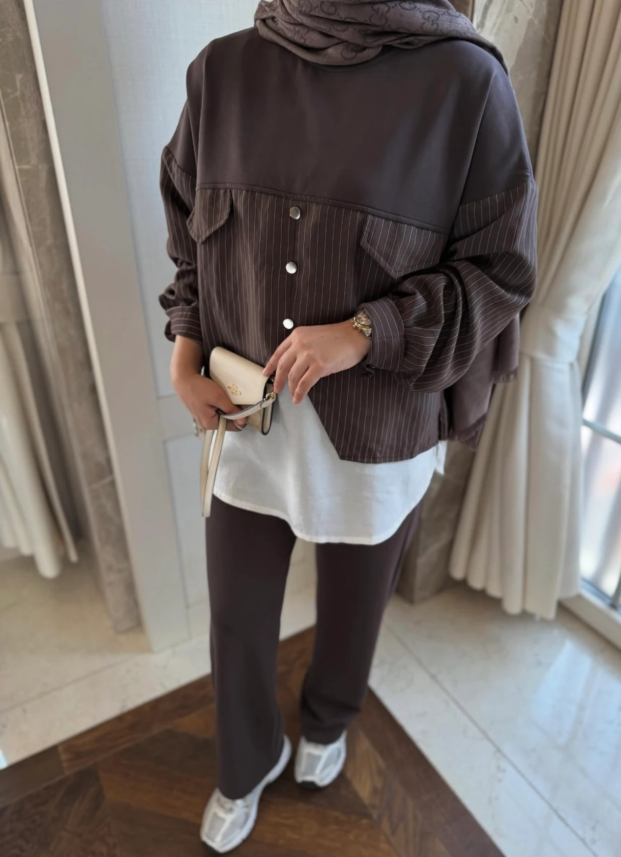 GÖMLEK DETAY TAKIM-KAHVE