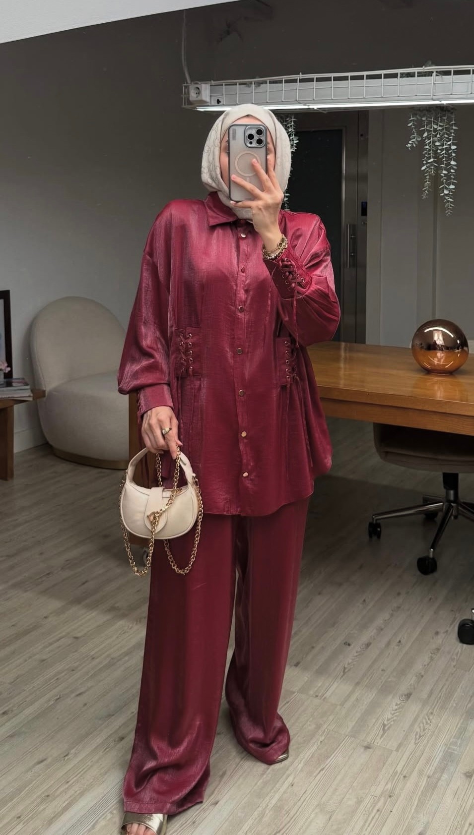 İSABEL TAKIM-VİŞNE