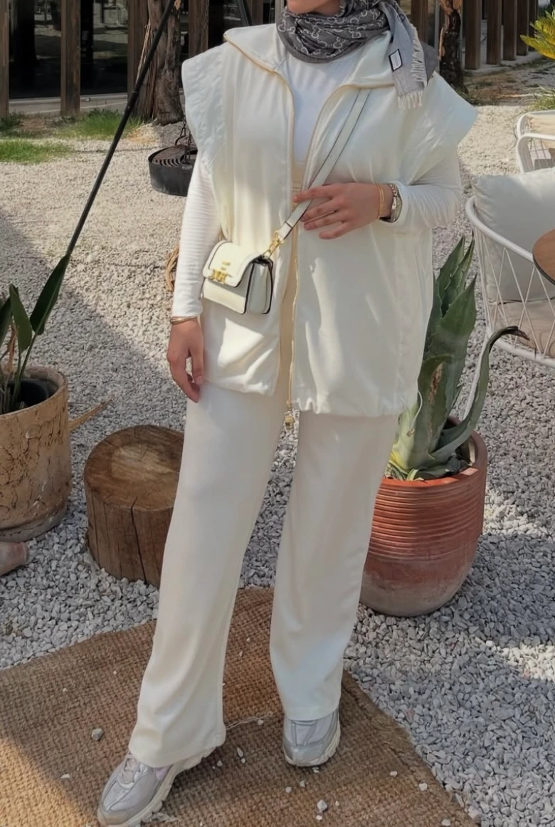 ORJ YELEKLİ TAKIM-KREM