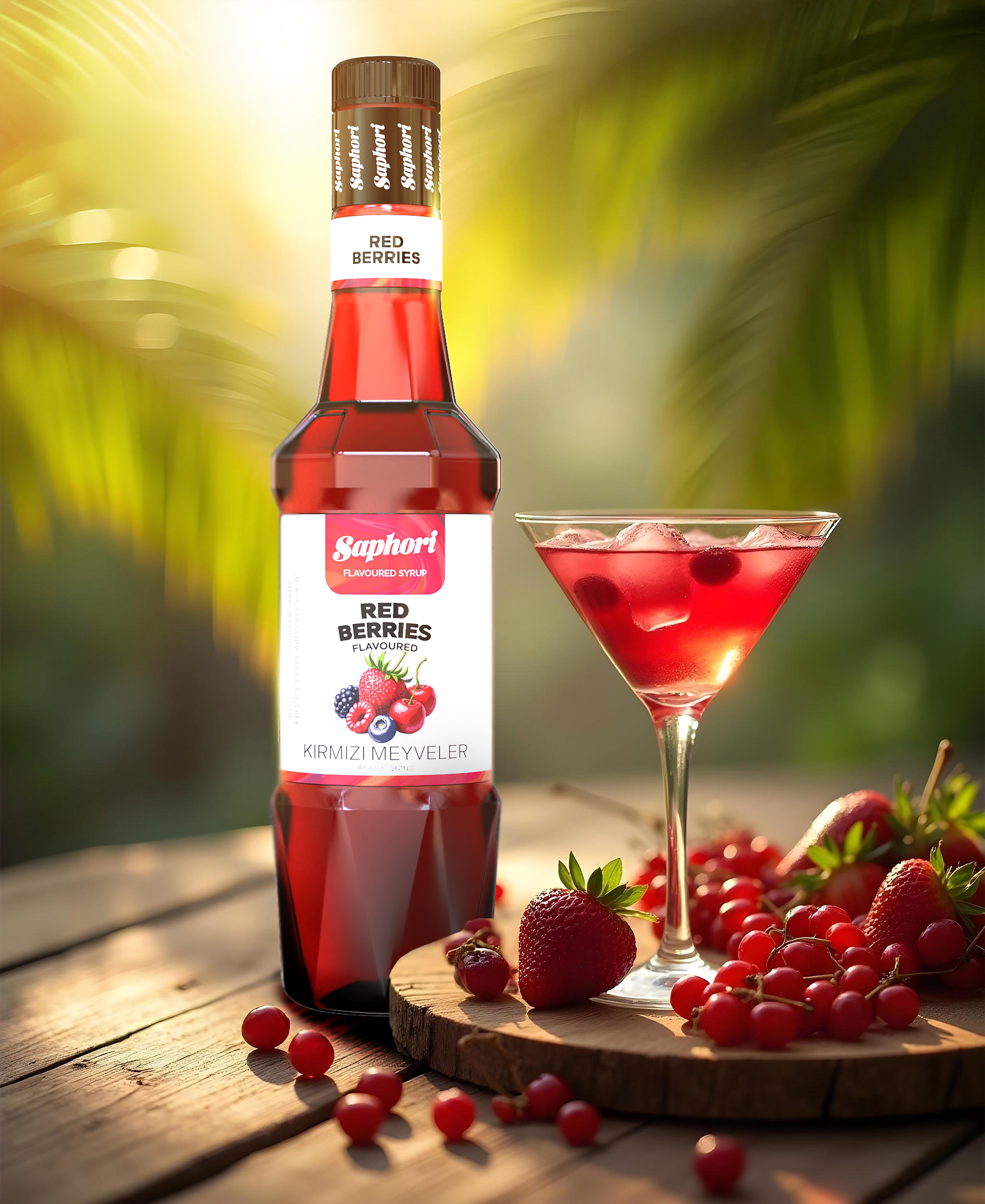 Saphori Kırmızı Meyveler Aromalı Kokteyl Şurubu 700 ML