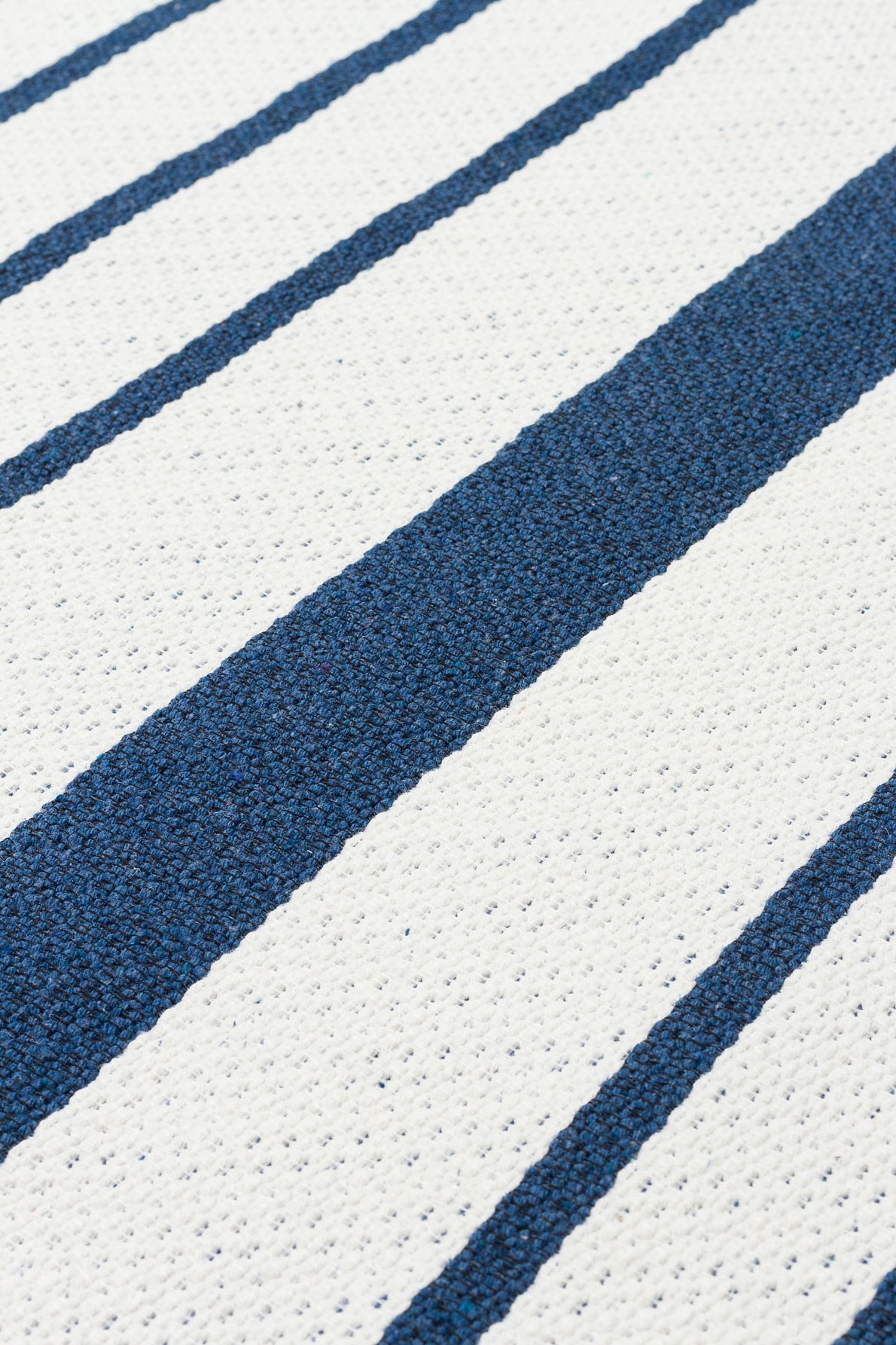 Arya 14 Mavi Yıkanabilen Çift Taraflı Kilim