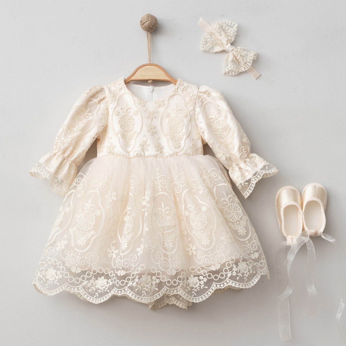 PUGİ KIZ 0/3-3/6 AY ASTER