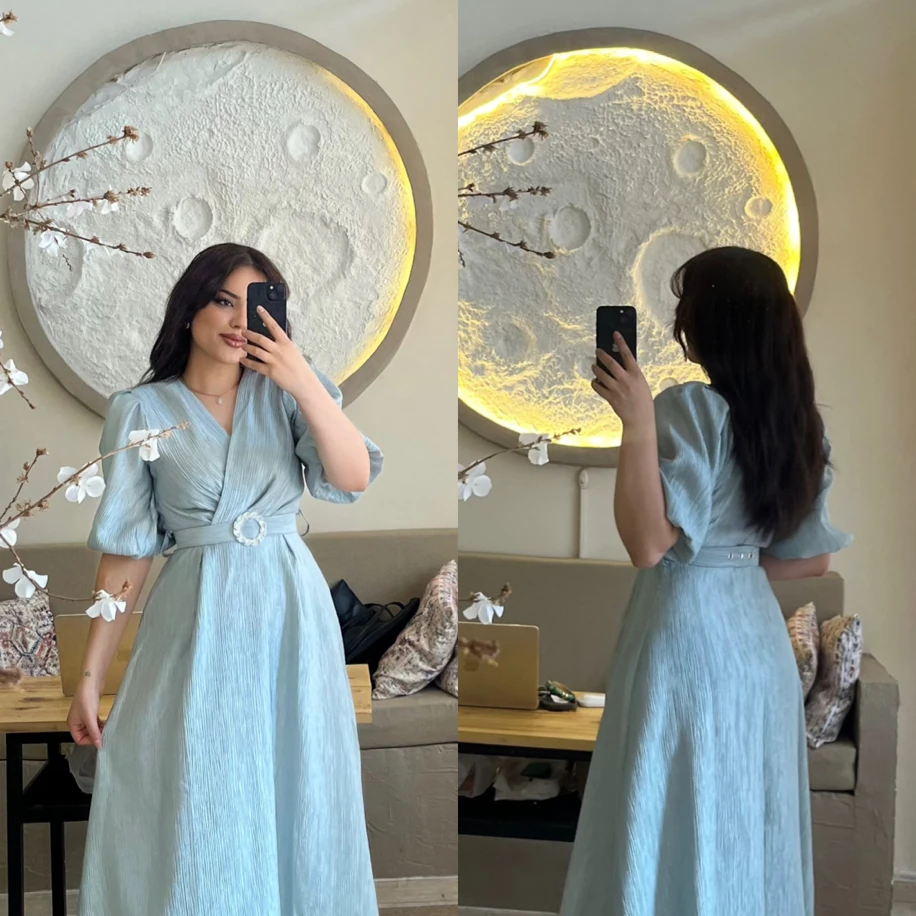 Işıltılı kemerli yarım kol elbise mavi