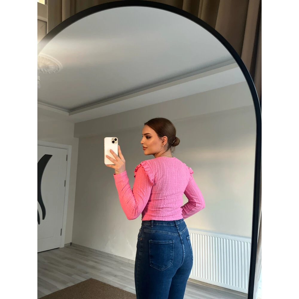 pembe fırfırlı crop hırka
