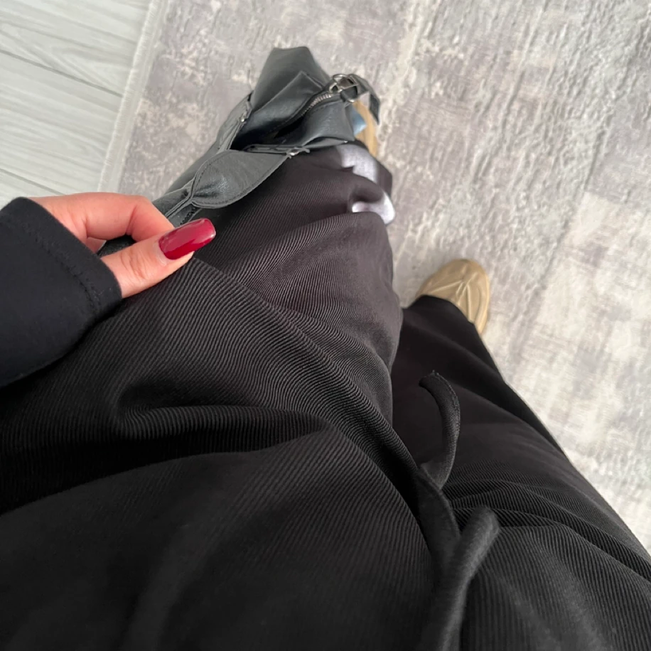 ince kemerli fitilli eşofman altı siyah