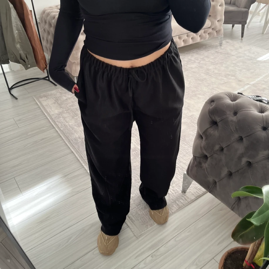 ince kemerli fitilli eşofman altı siyah