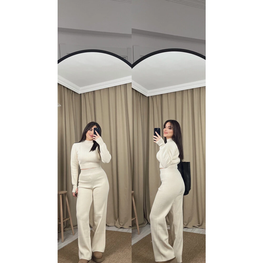 Triko parmak geçirmeli takım krem